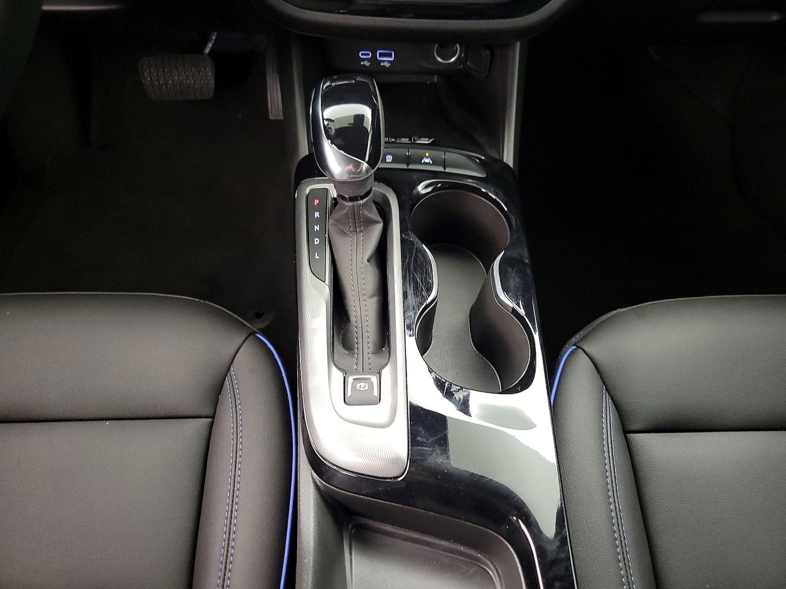 2025 Buick Envista Sport Touring - Photo 18