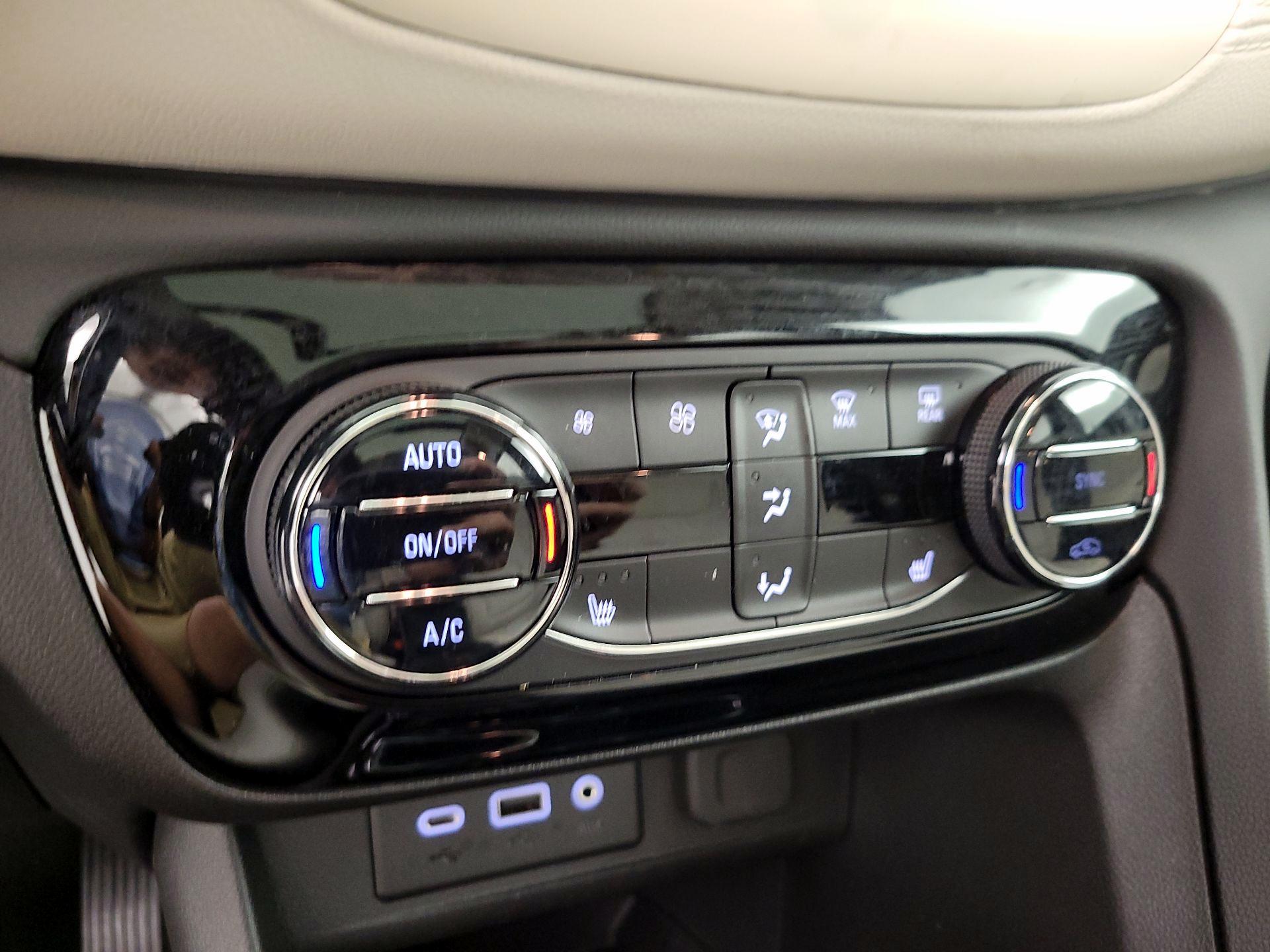 Thumbnail: 2023 Buick Encore GX - 16