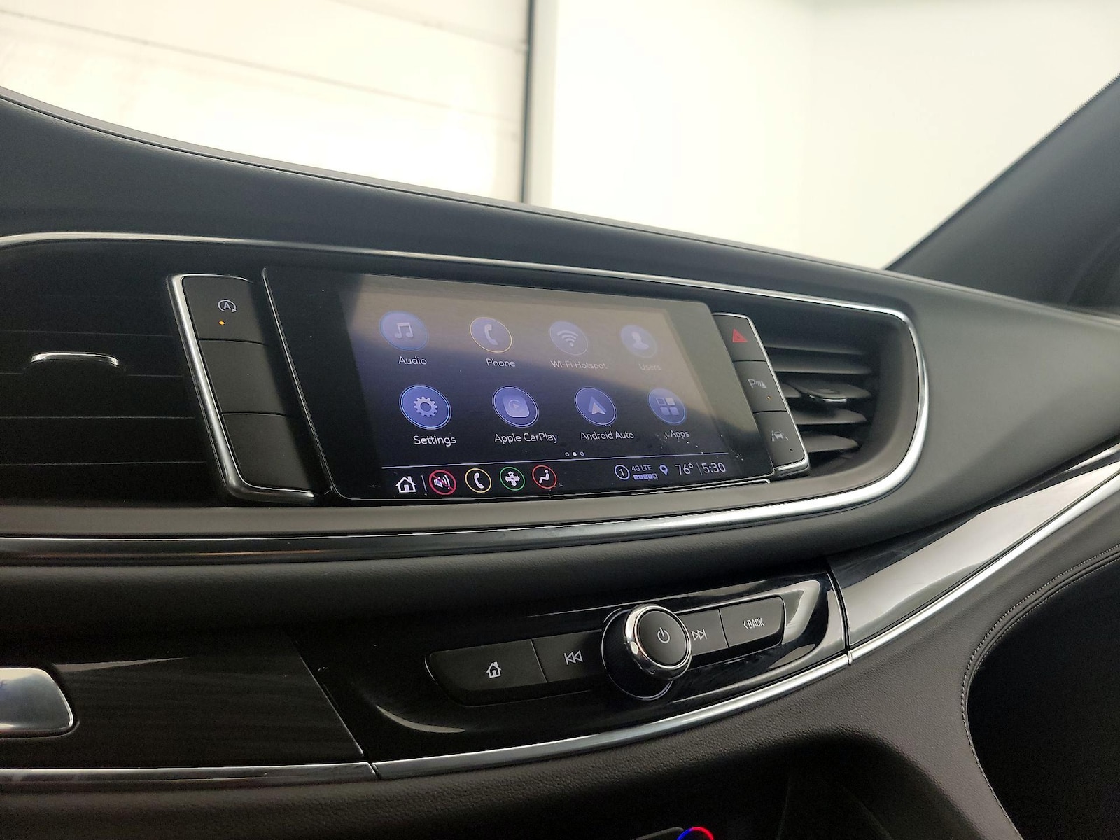 2024 Buick Enclave Essence - Photo 16