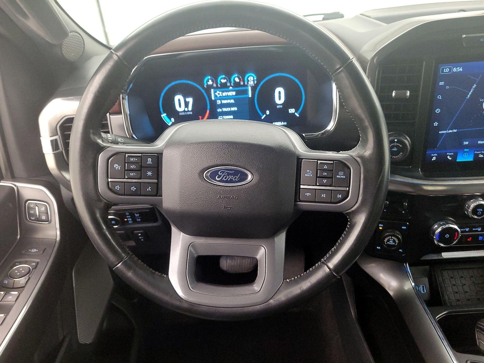 2023 Ford F-150 Lariat - Photo 11