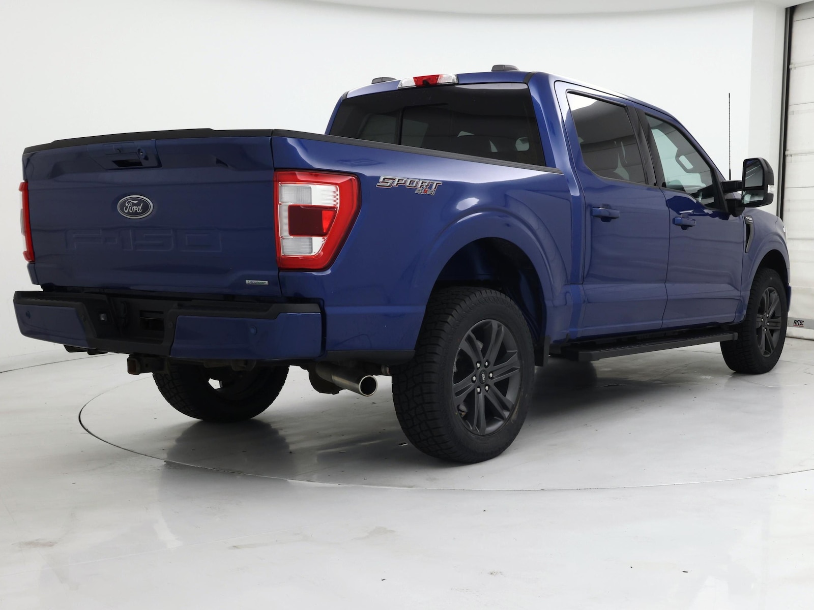 2023 Ford F-150 Lariat - Photo 9