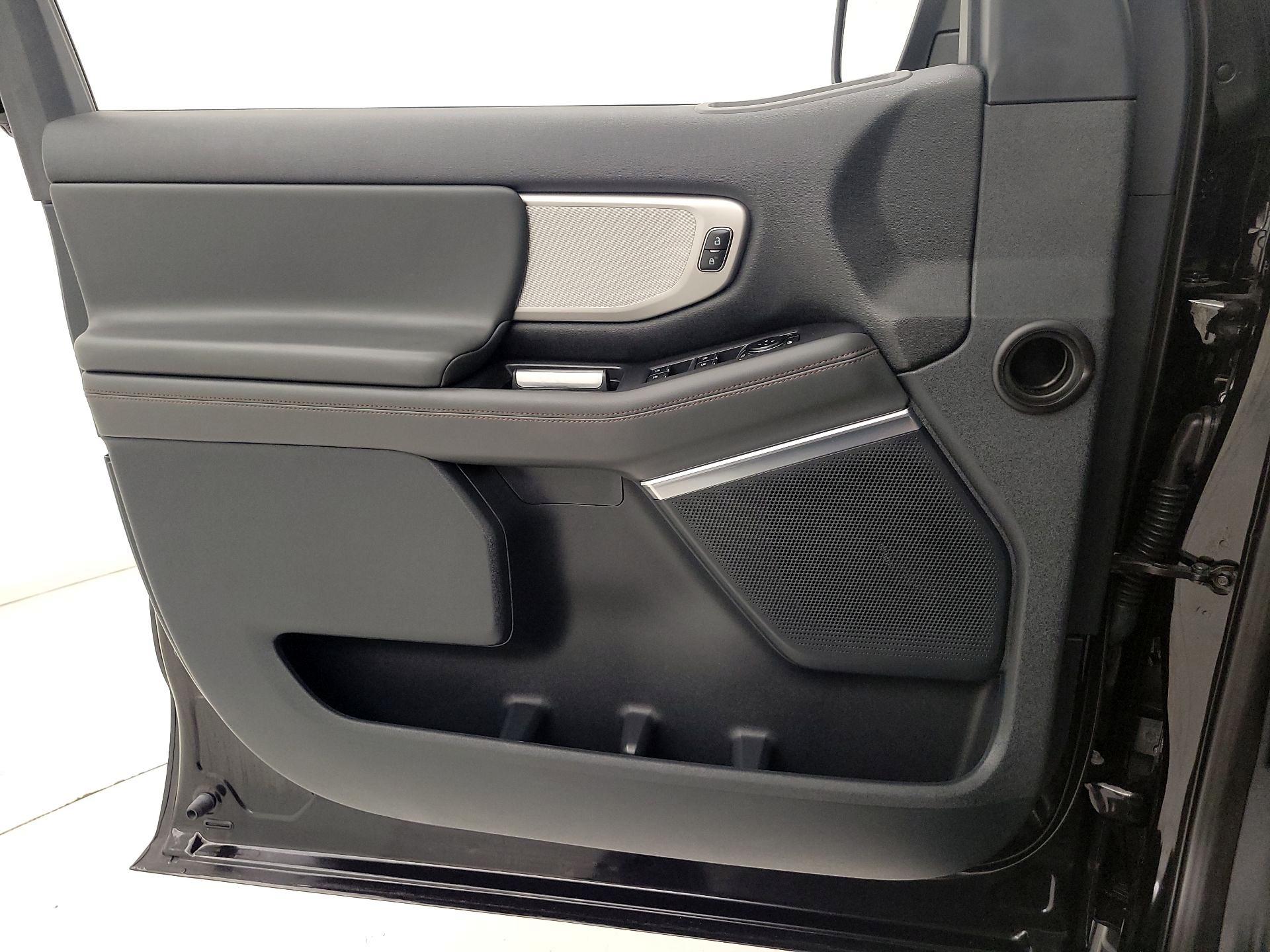 Thumbnail: 2025 Ford Expedition - 12