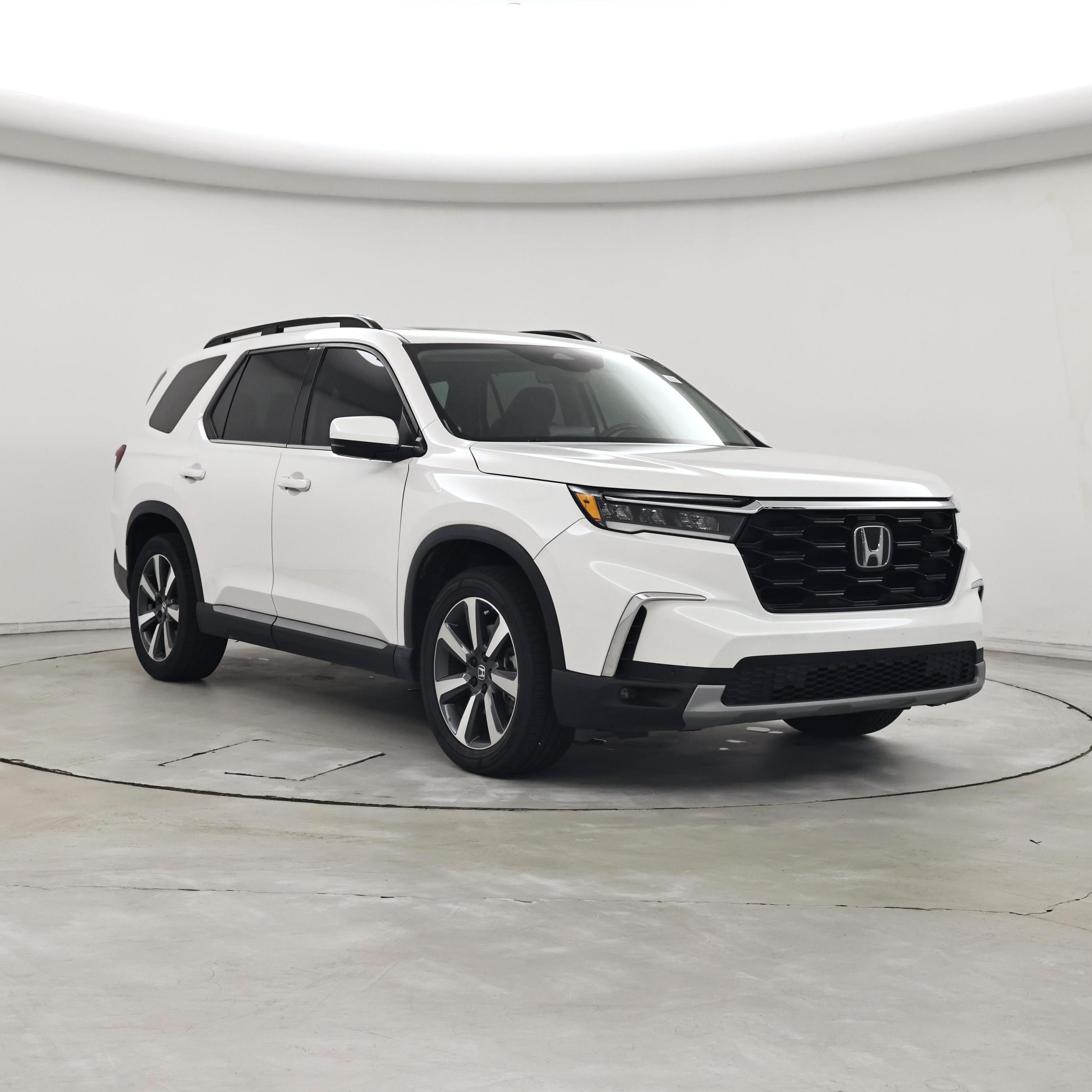 White 2024 Honda Pilot SUV / Crossover Front-Wheel Drive Automatic