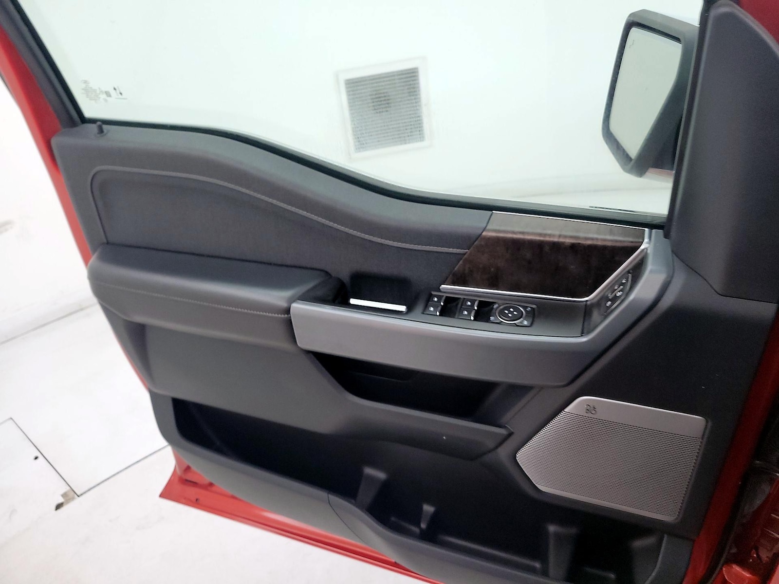 2023 Ford F-150 Lariat - Photo 13