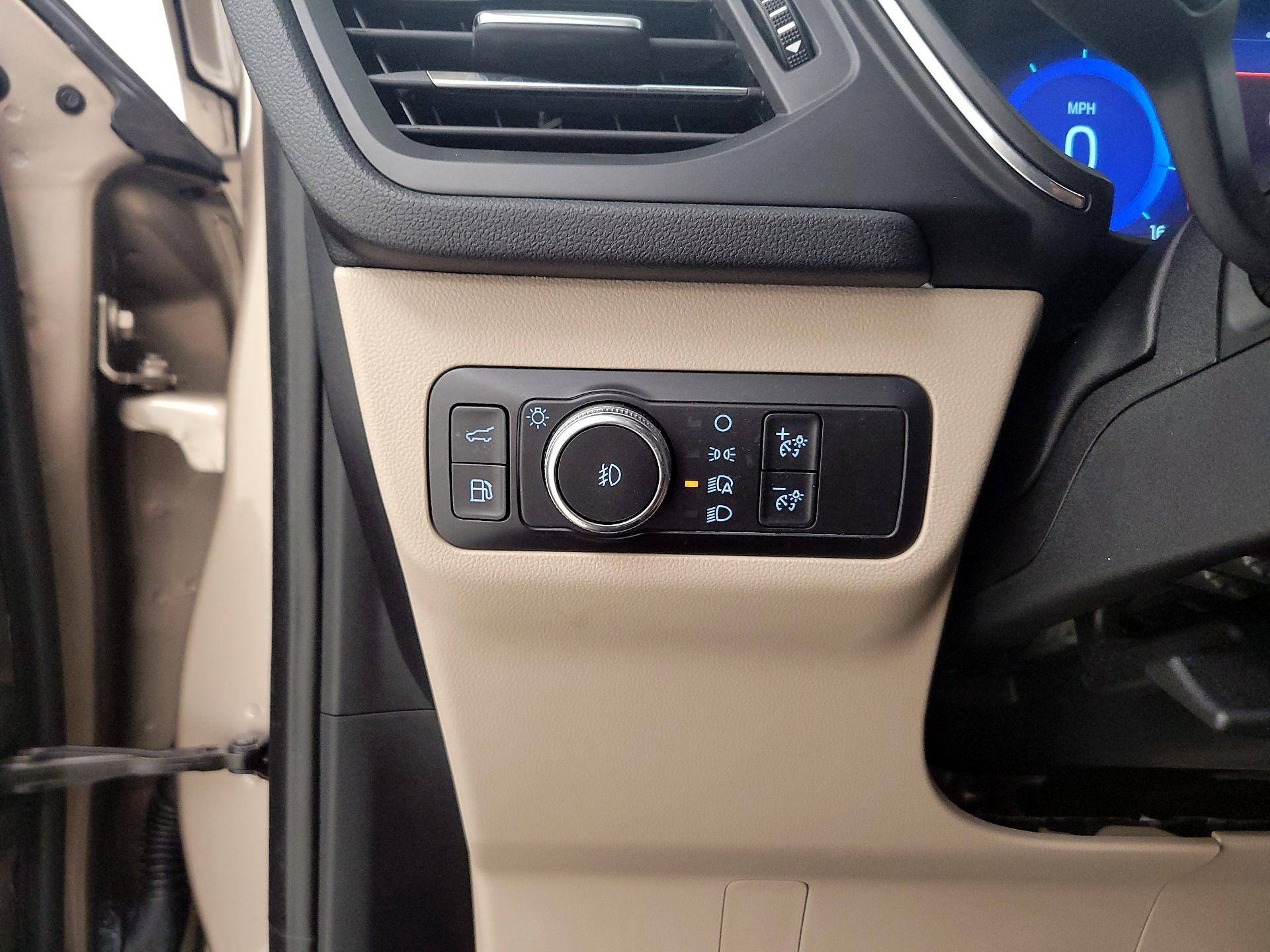 Thumbnail: 2020 Ford Escape - 11