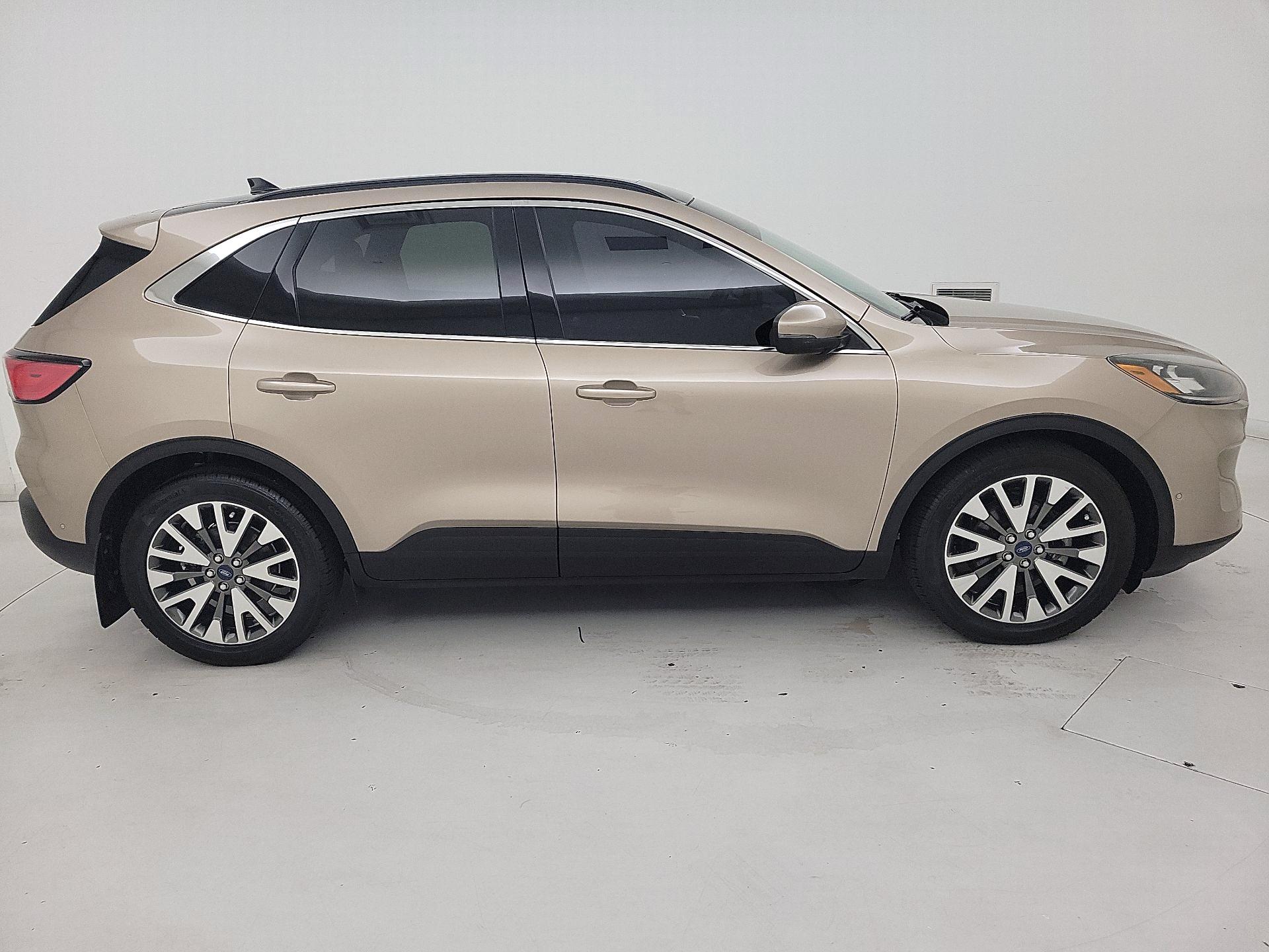 Thumbnail: 2020 Ford Escape - 4