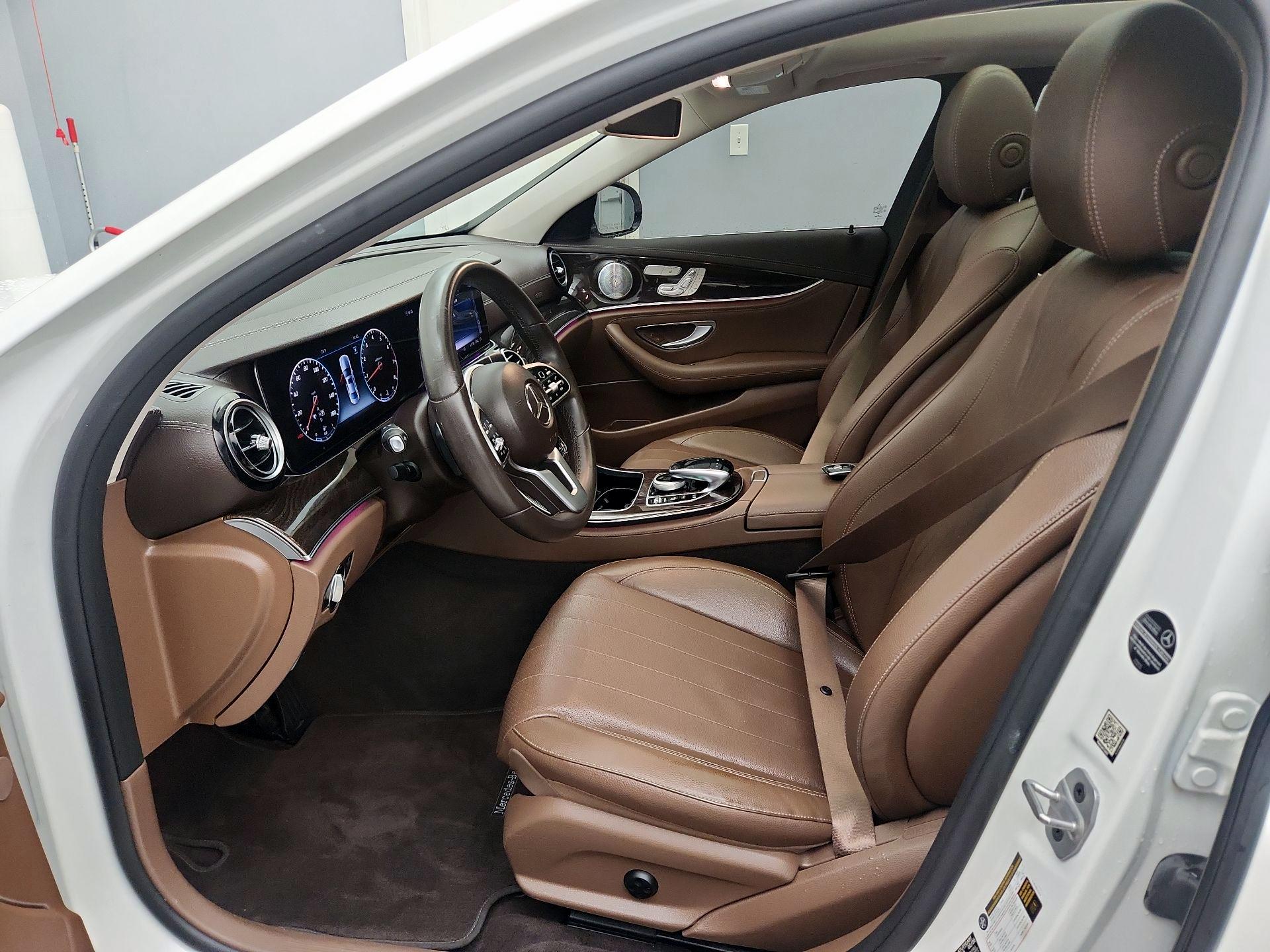 Thumbnail: 2020 Mercedes-Benz E-Class - 11