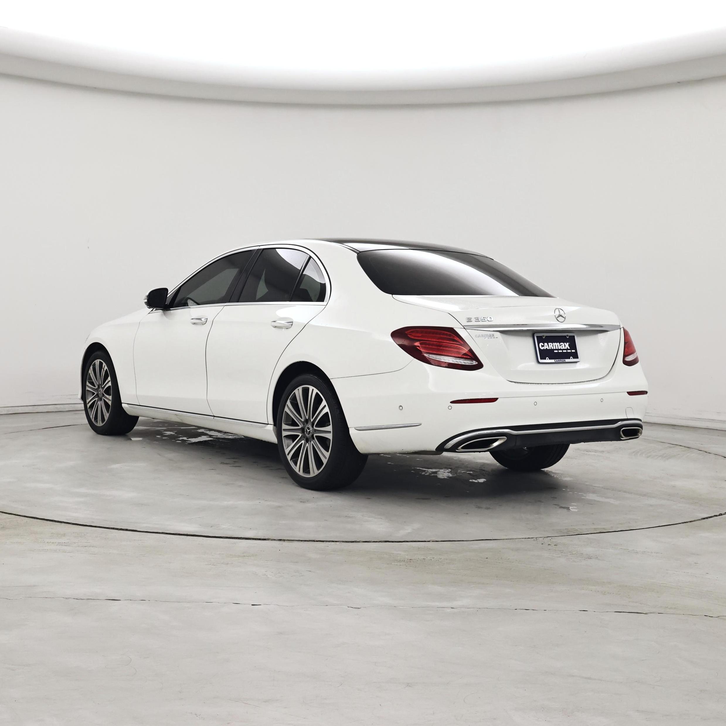 Thumbnail: 2020 Mercedes-Benz E-Class - 2