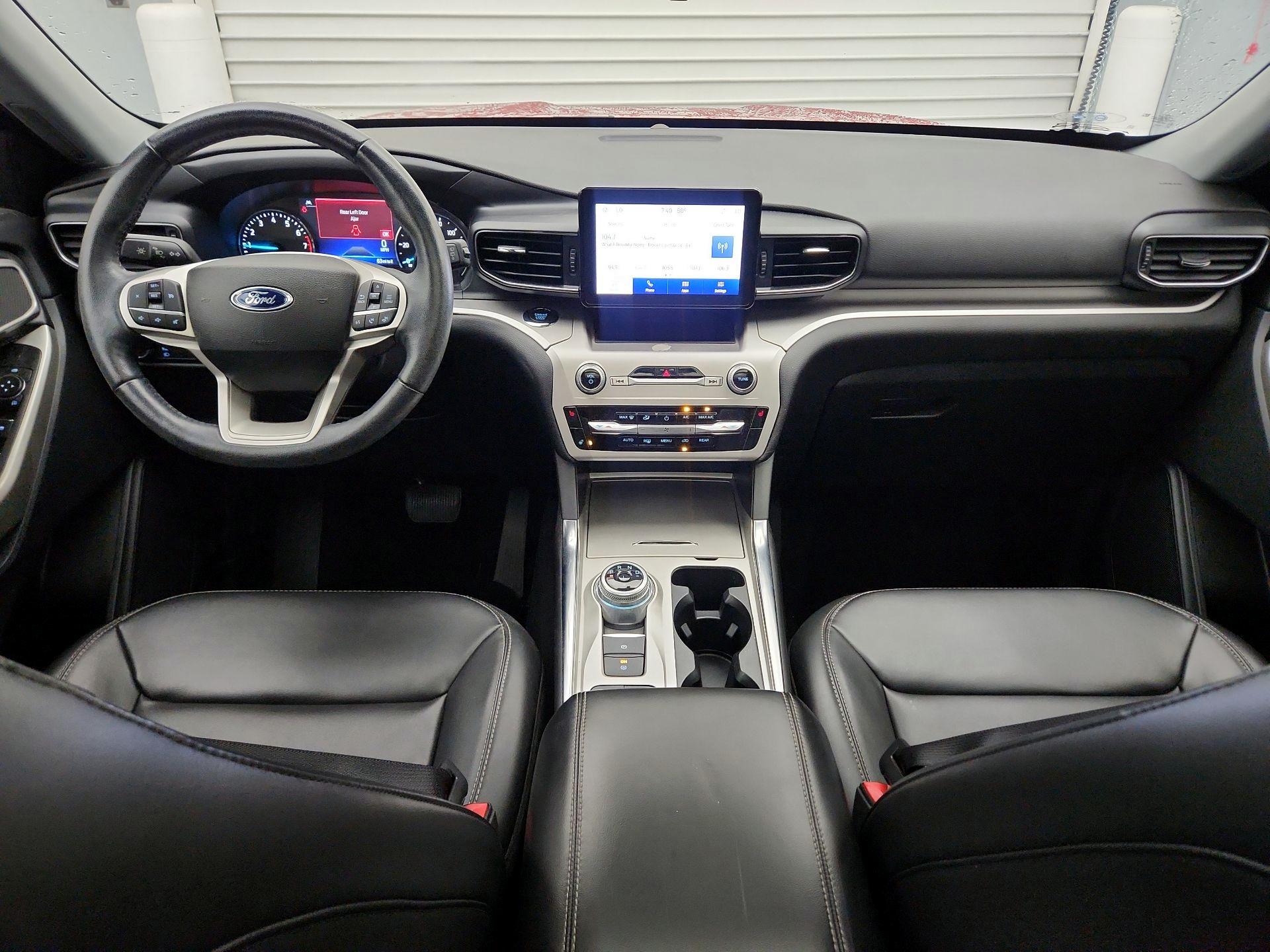 Thumbnail: 2022 Ford Explorer - 9