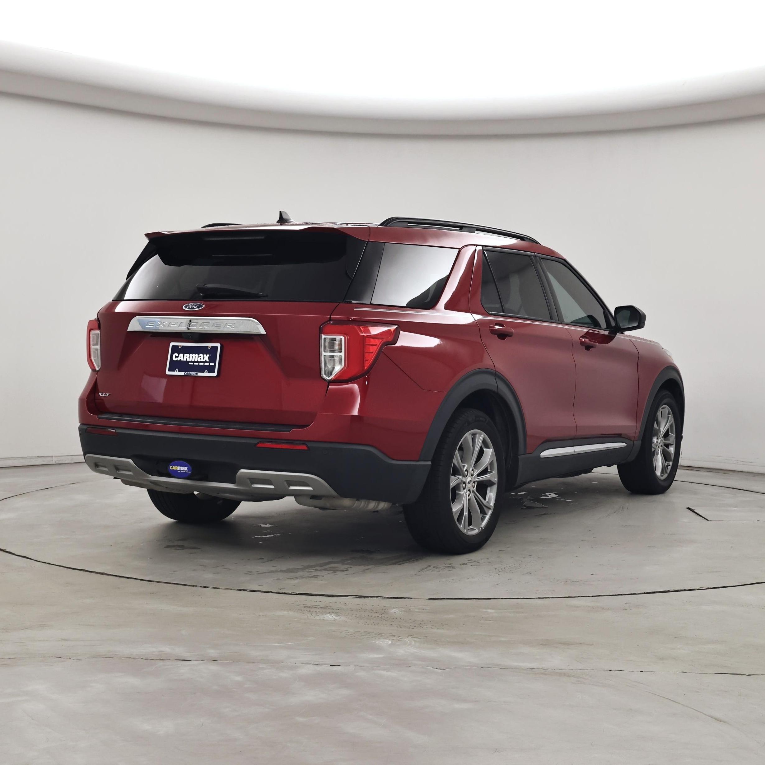 Thumbnail: 2022 Ford Explorer - 8