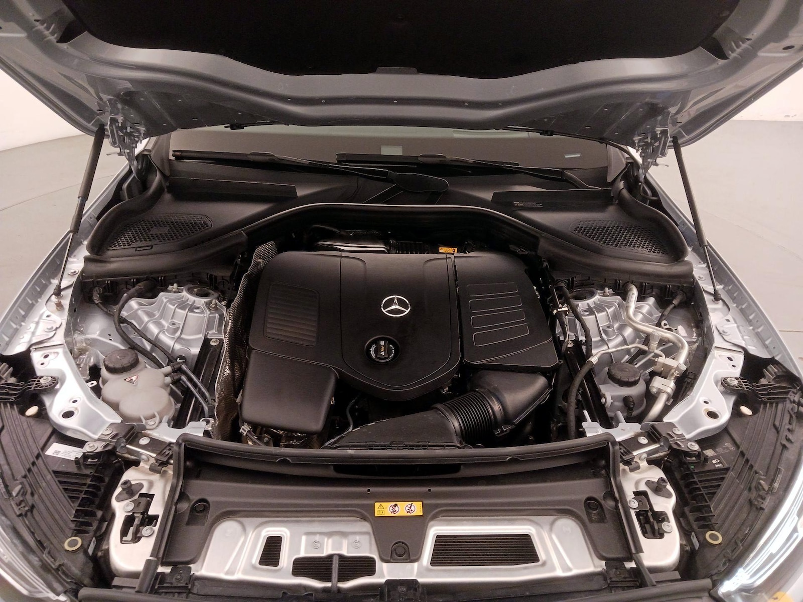 2024 Mercedes-Benz GLC GLC300 - Photo 24