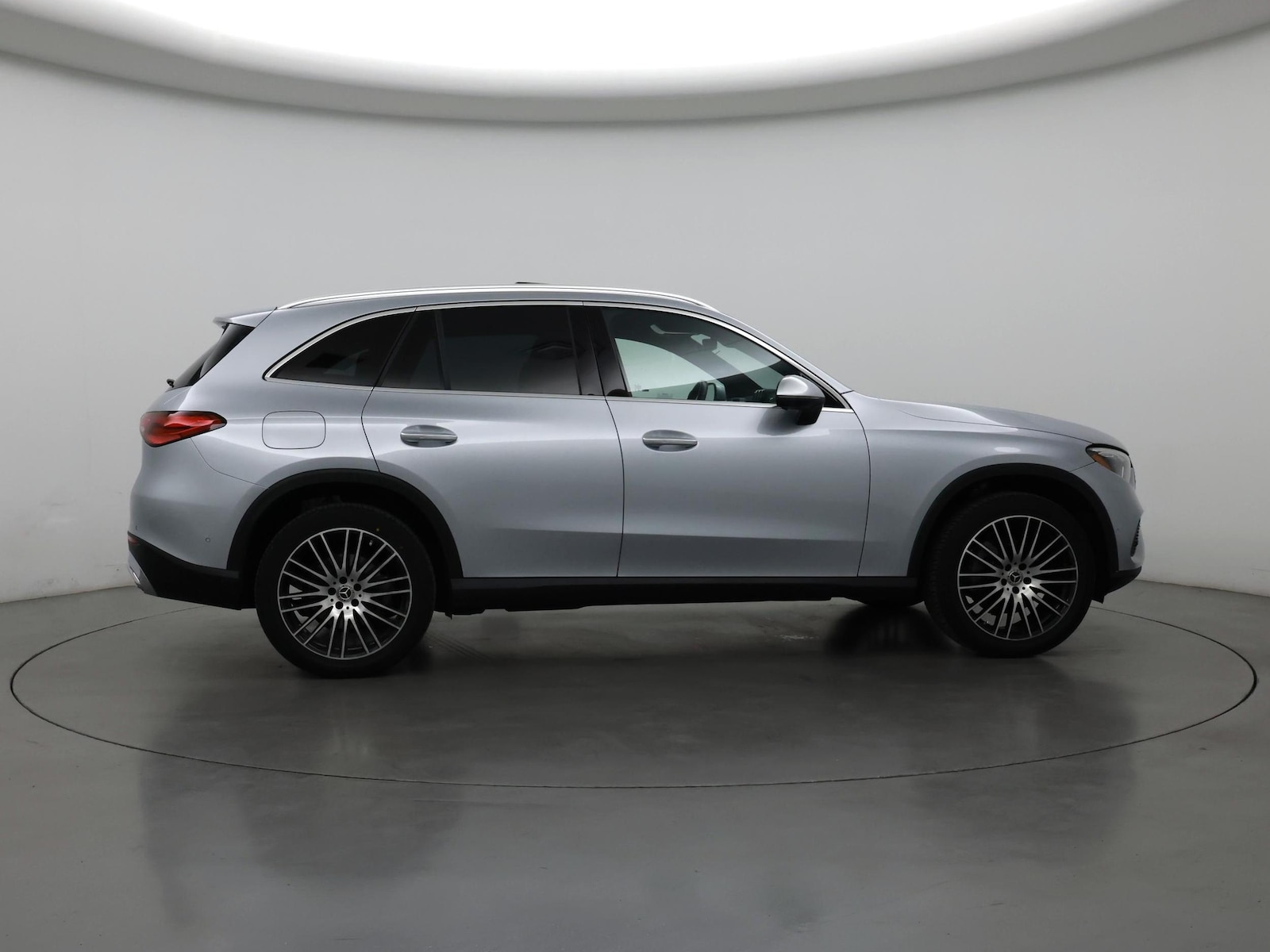 2024 Mercedes-Benz GLC GLC300 - Photo 8