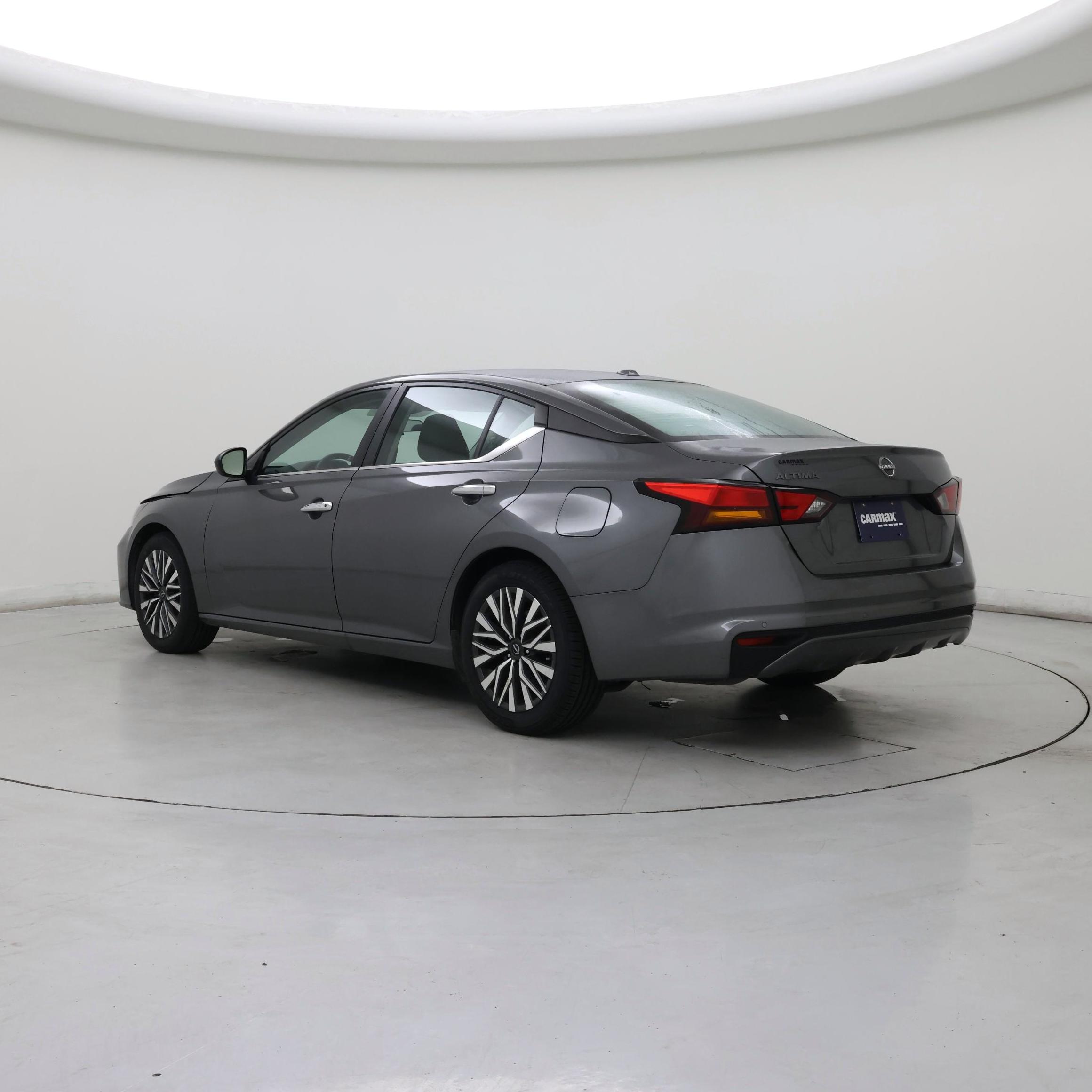 Thumbnail: 2025 Nissan Altima - 2