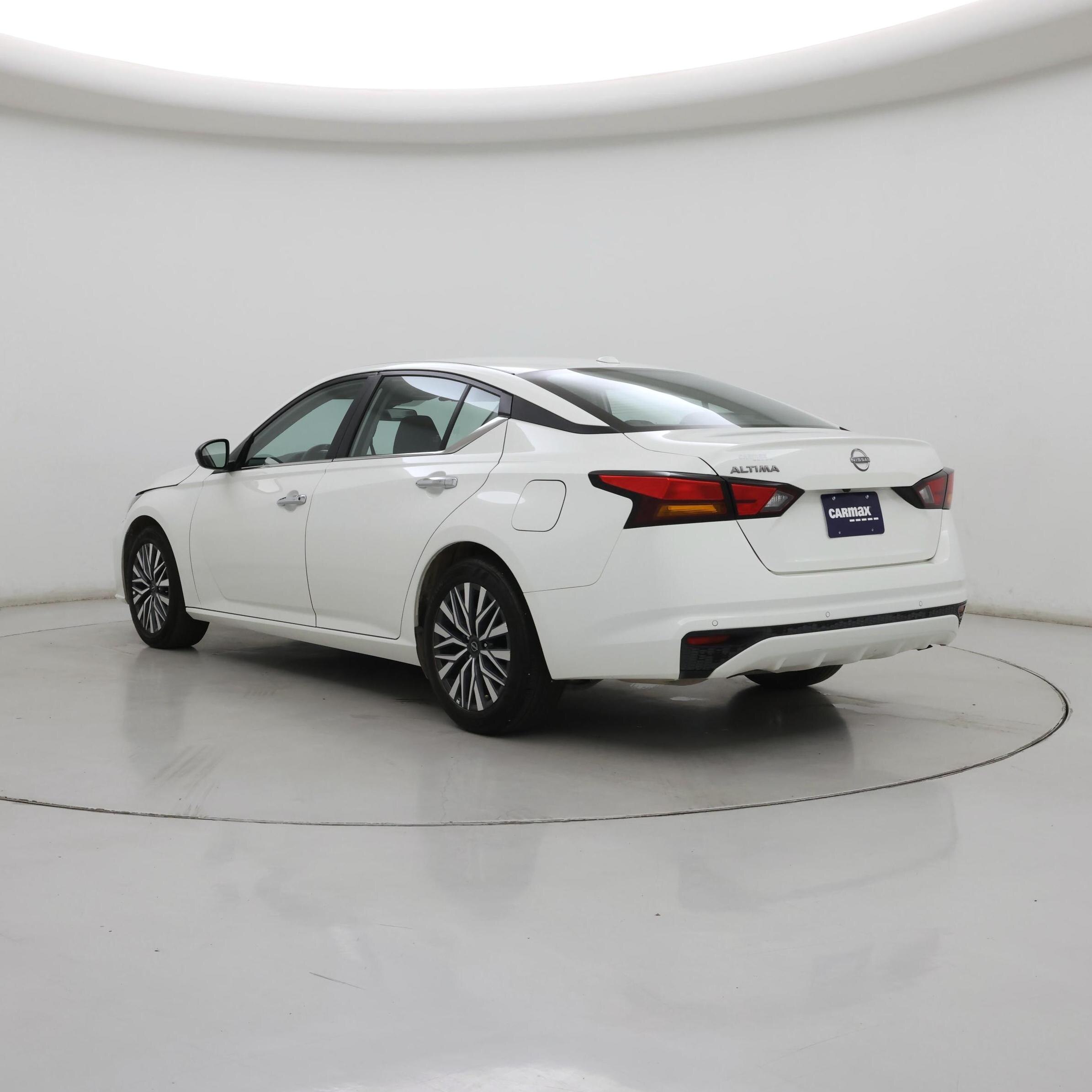 Thumbnail: 2025 Nissan Altima - 2