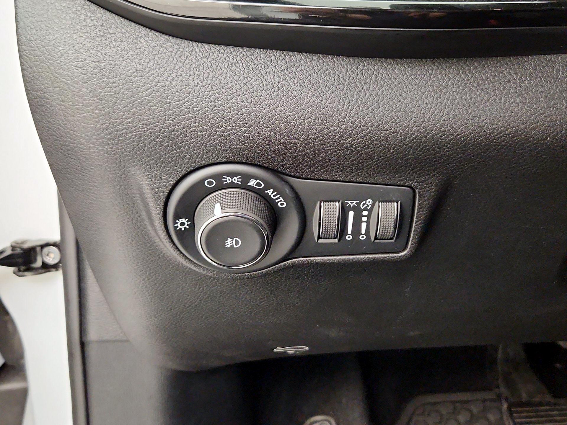Thumbnail: 2025 Jeep Compass - 13