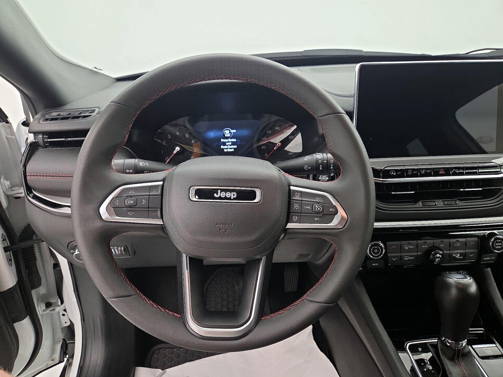 2025 Jeep Compass Trailhawk - Photo 11