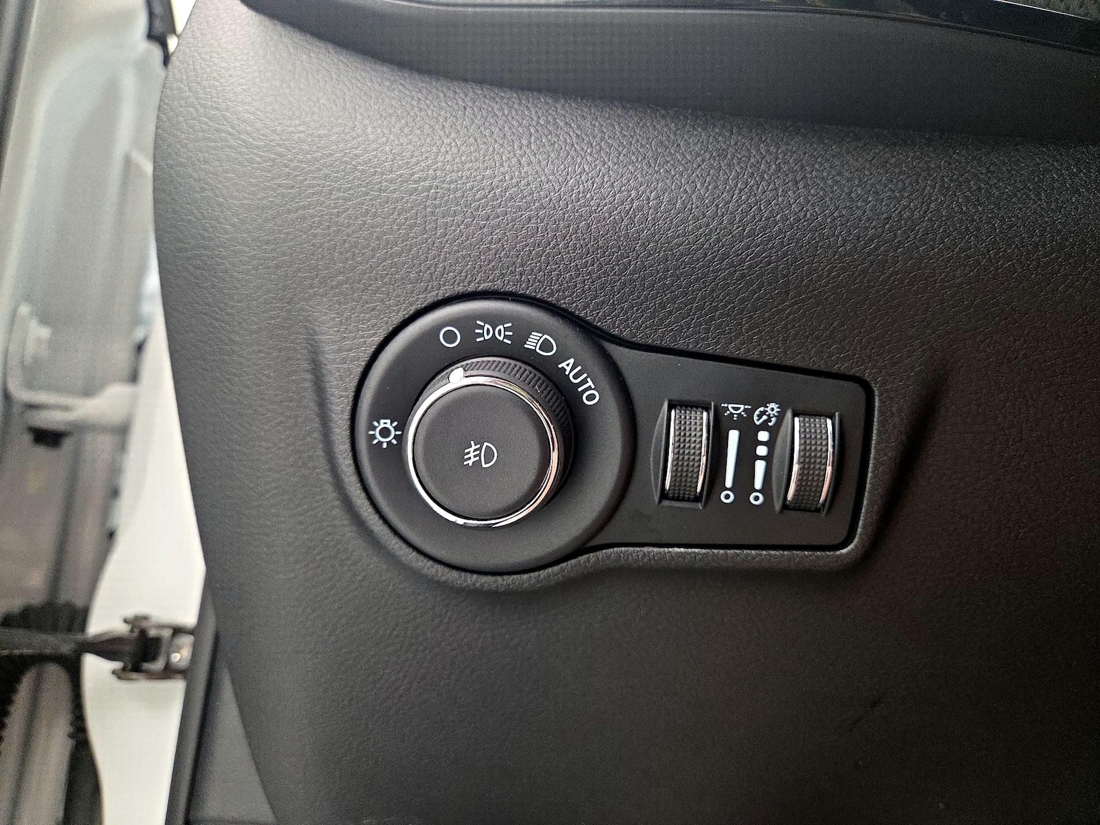 2025 Jeep Compass Trailhawk - Photo 14