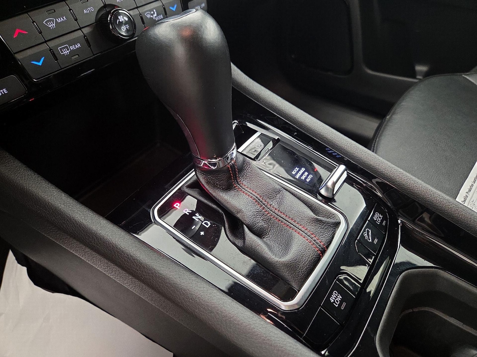 2025 Jeep Compass Trailhawk - Photo 18