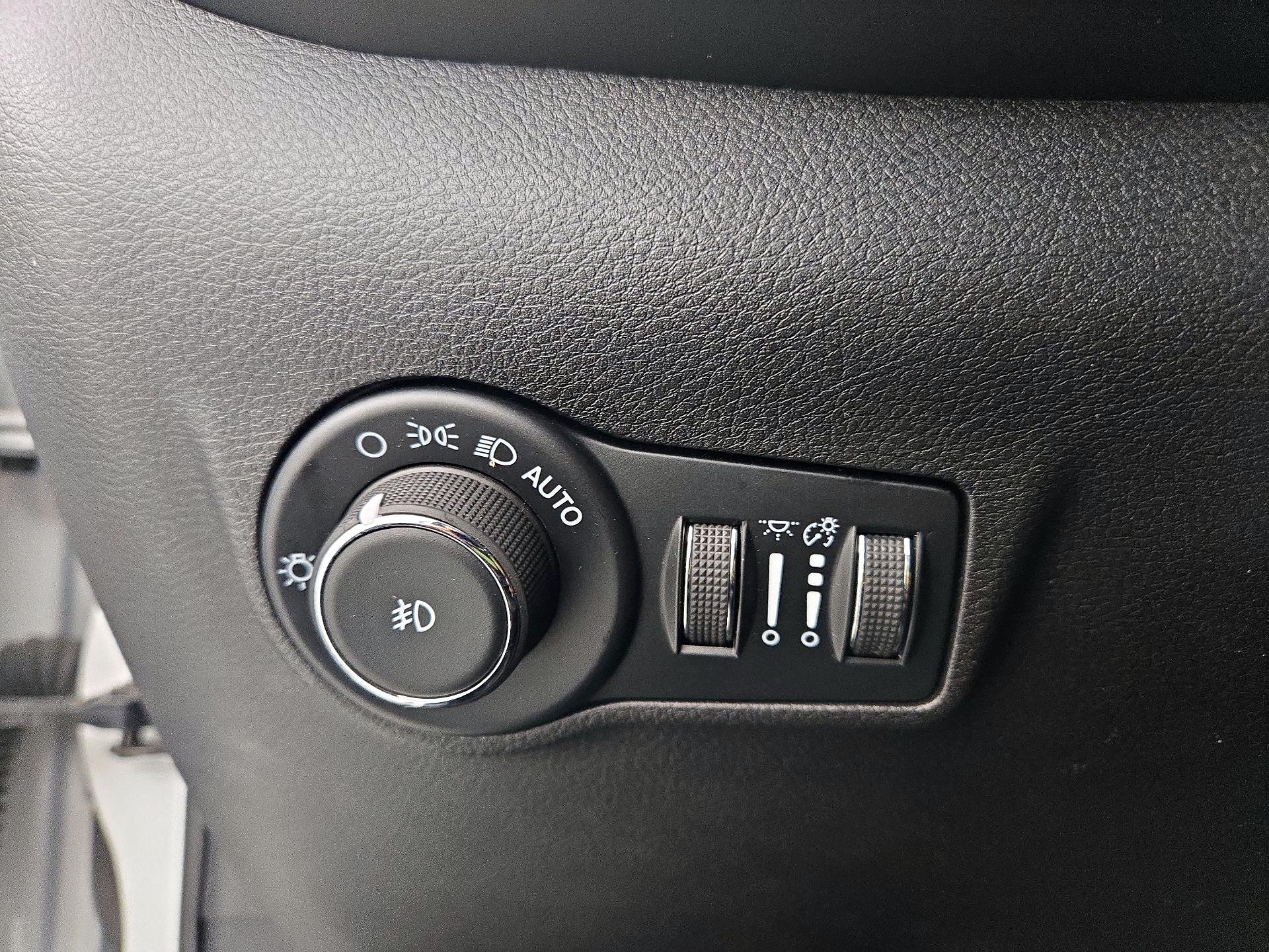 Thumbnail: 2025 Jeep Compass - 13