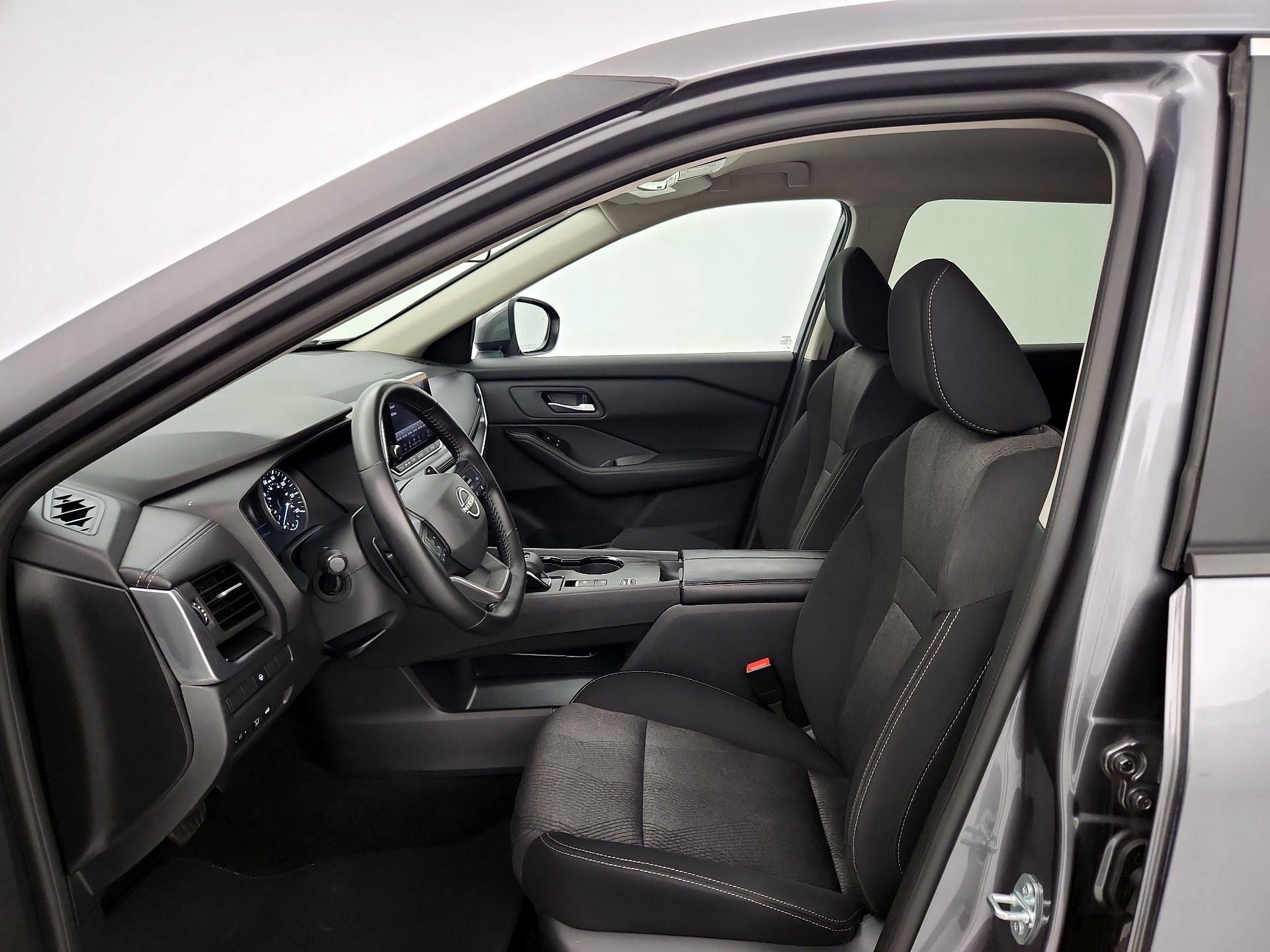 Thumbnail: 2025 Nissan Rogue - 11
