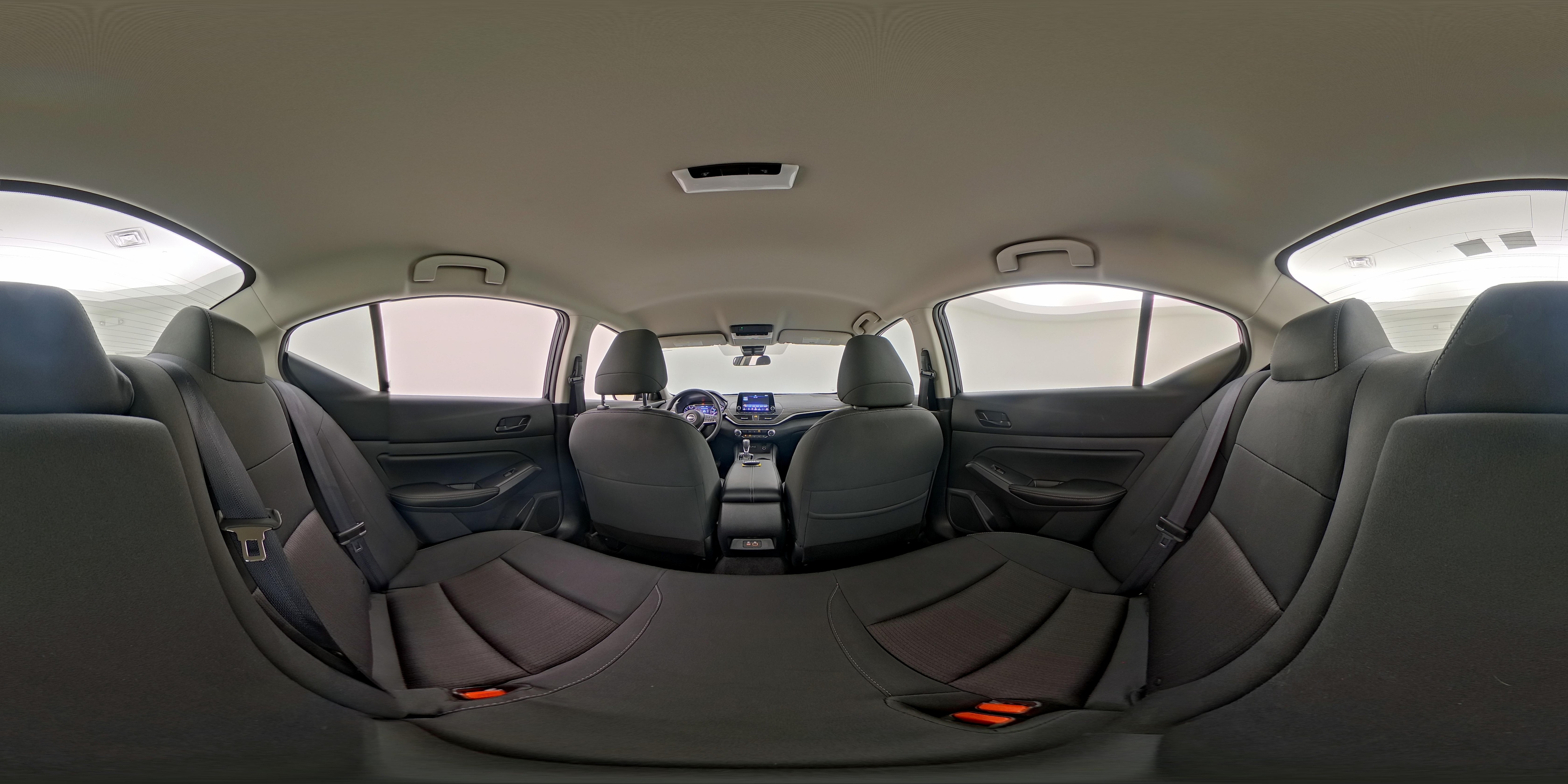 2025 Nissan Altima SV - Photo 25