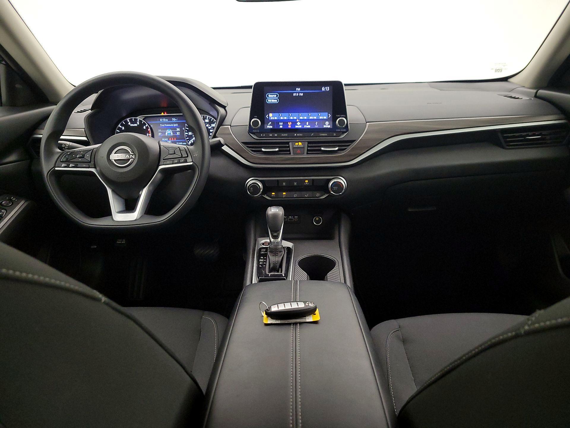 Thumbnail: 2025 Nissan Altima - 9