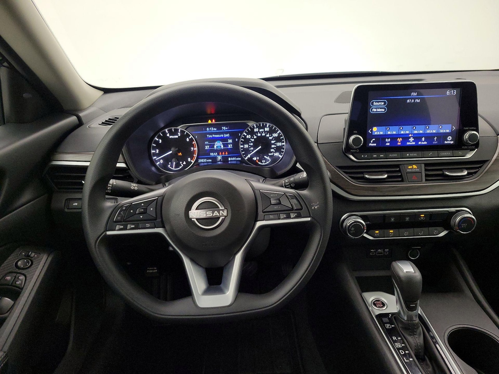 2025 Nissan Altima SV - Photo 11