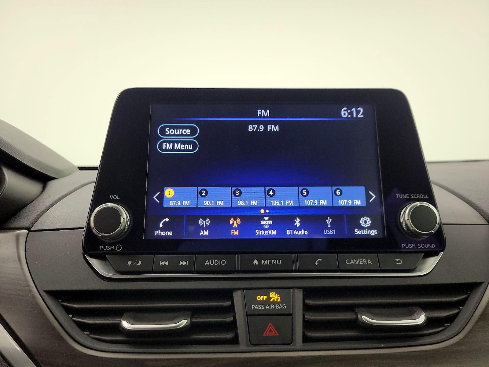 2025 Nissan Altima SV - Photo 16