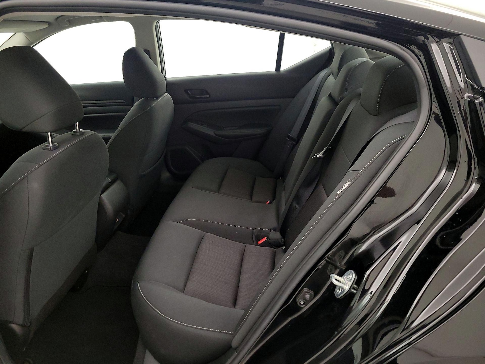 2025 Nissan Altima SV - Photo 20