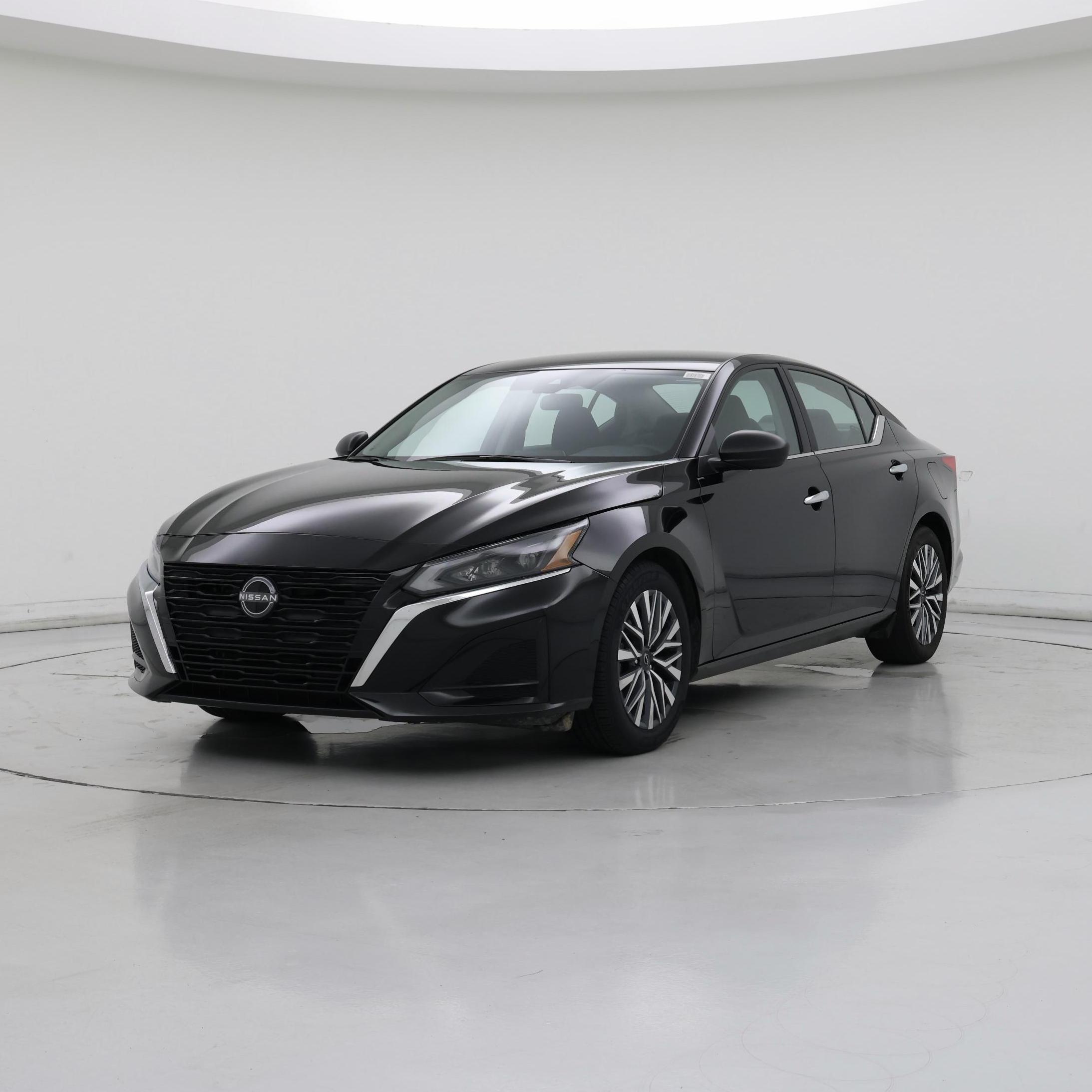 Thumbnail: 2025 Nissan Altima - 4