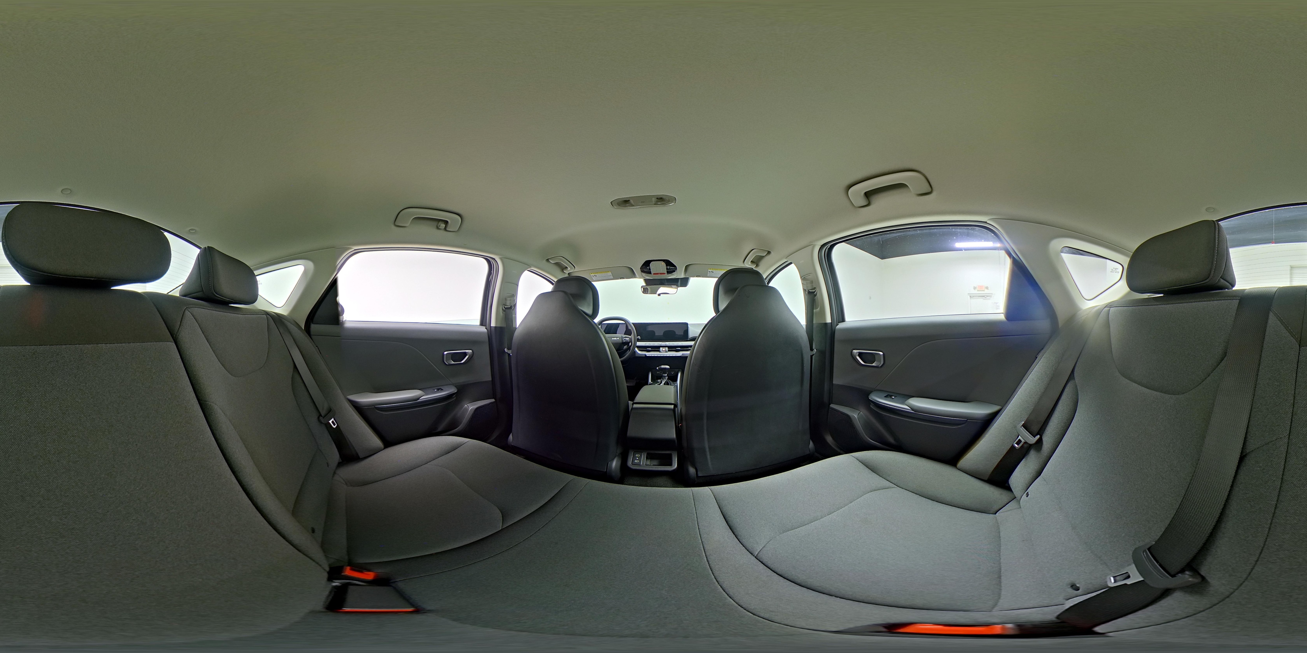 2025 Kia K4 LXS - Photo 25