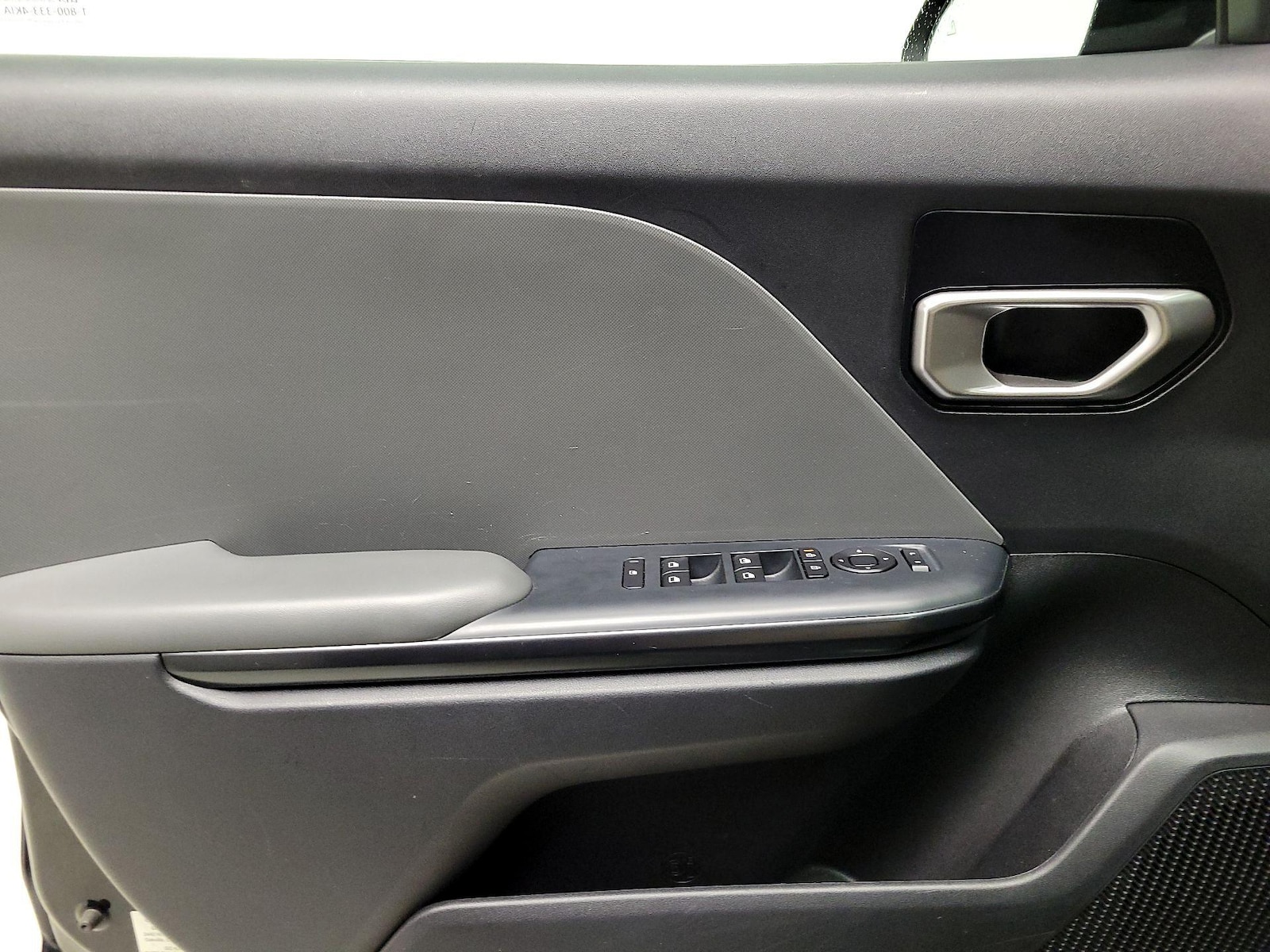 2025 Kia K4 LXS - Photo 13