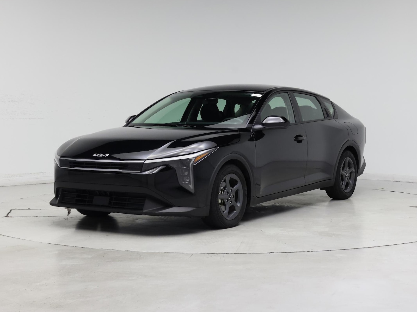 2025 Kia K4 LXS - Photo 5
