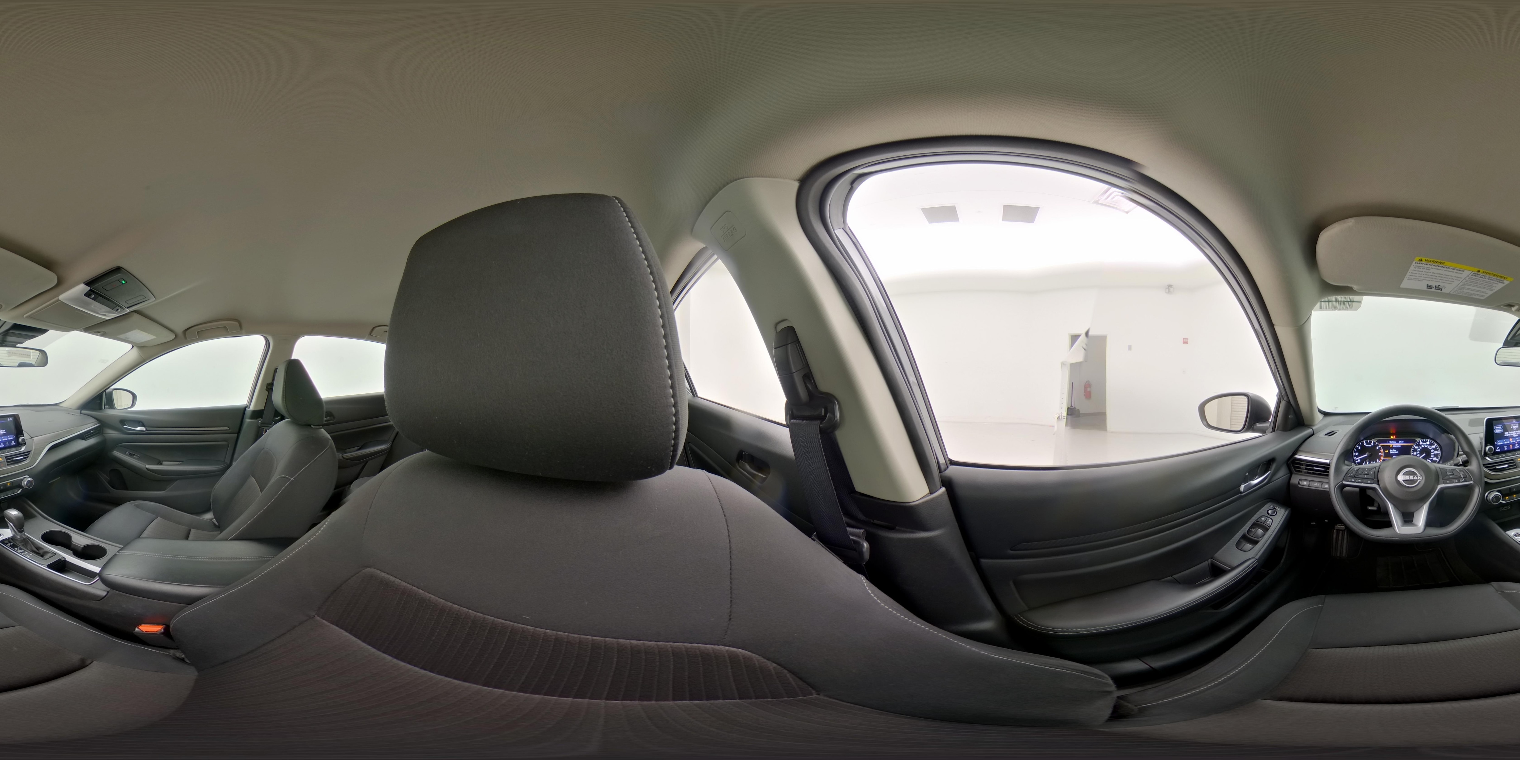 2025 Nissan Altima SV - Photo 23