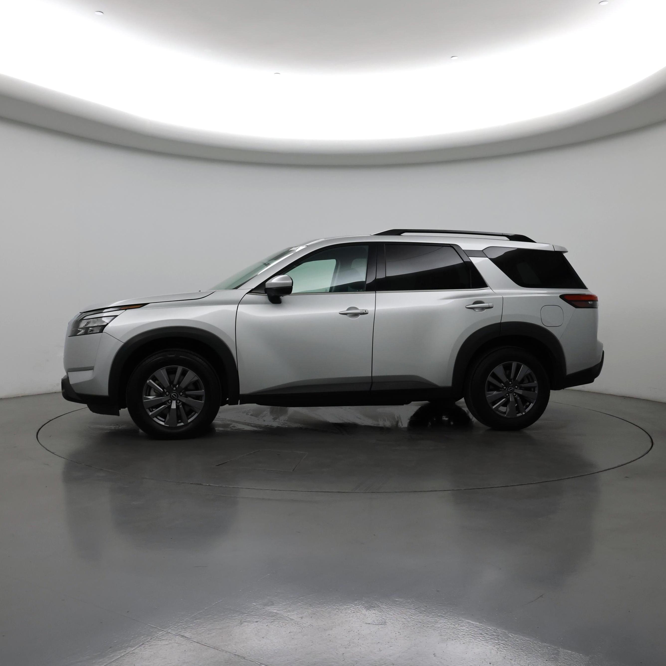 Thumbnail: 2025 Nissan Pathfinder - 3