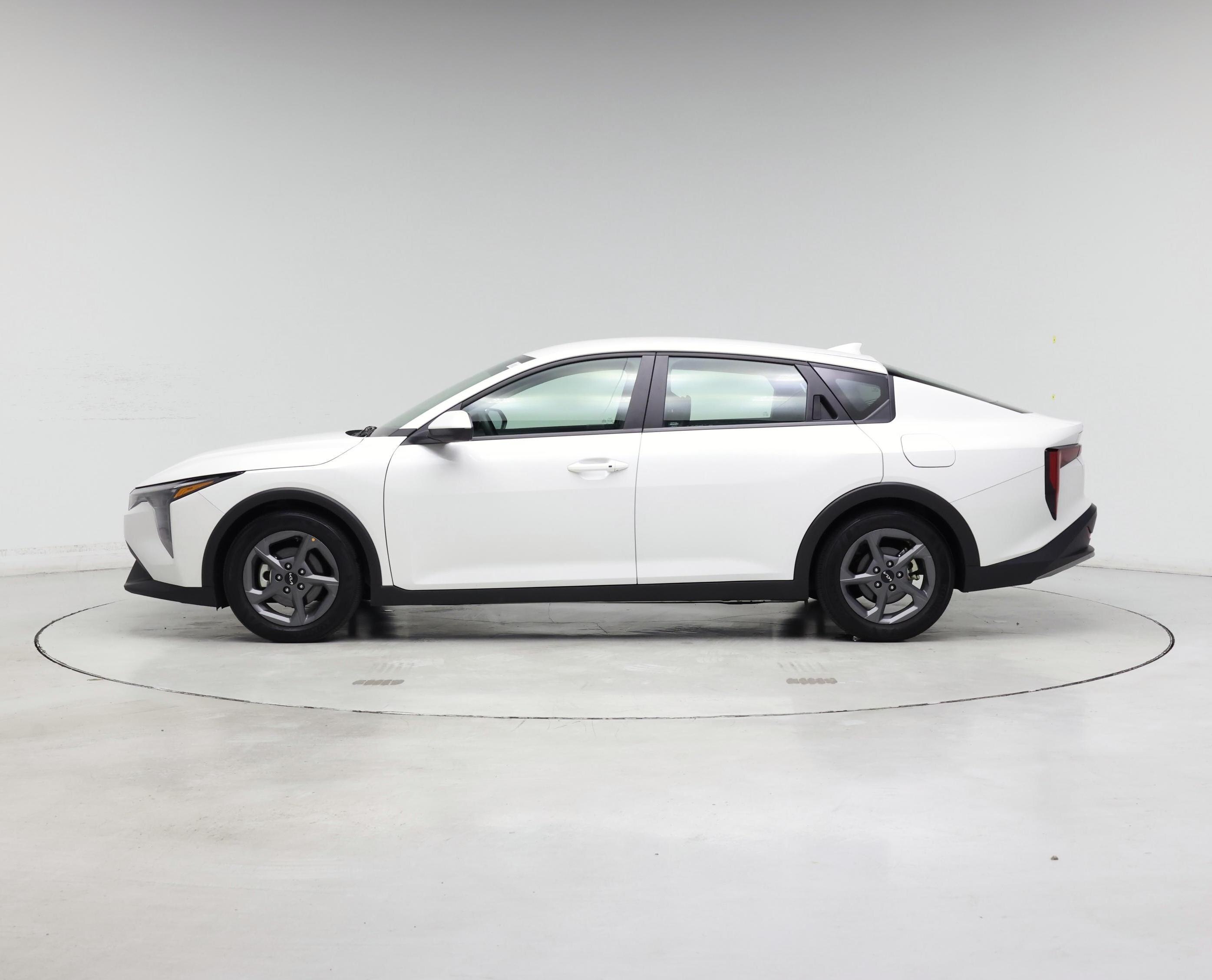 Thumbnail: 2025 Kia K4 - 3