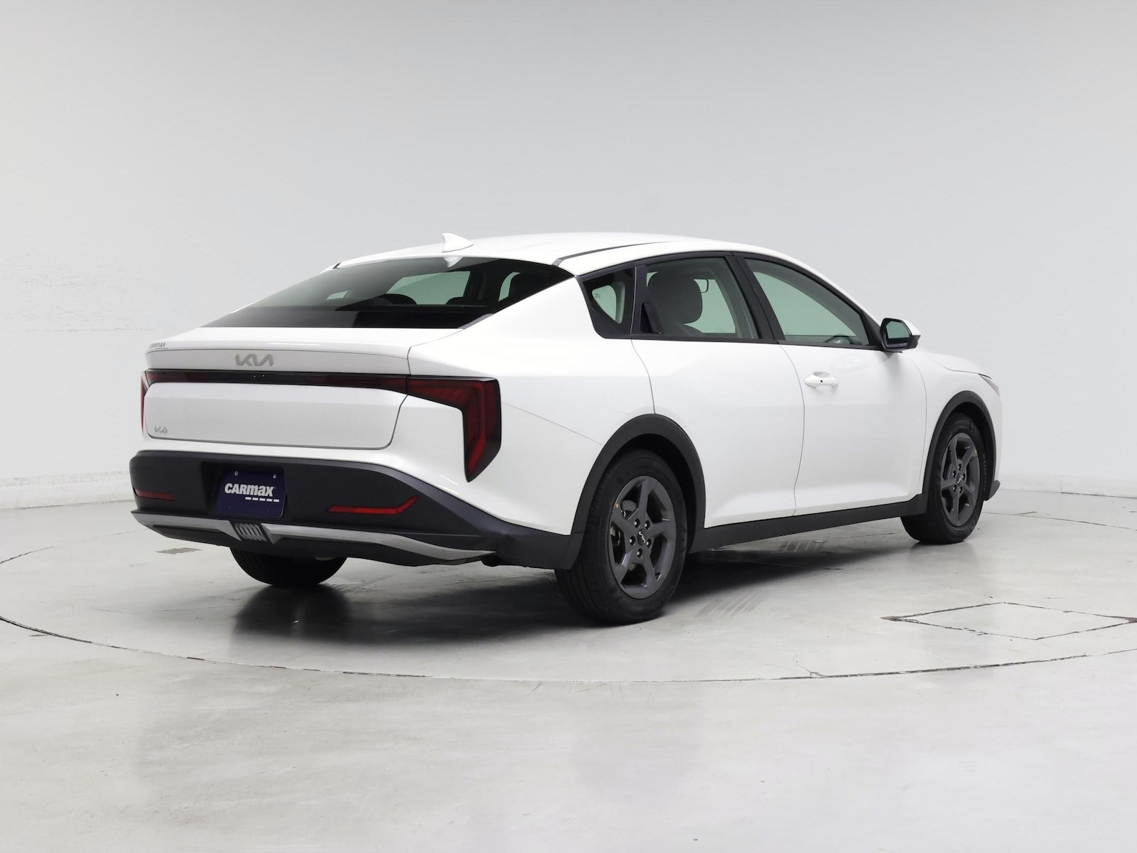 2025 Kia K4 LXS - Photo 9