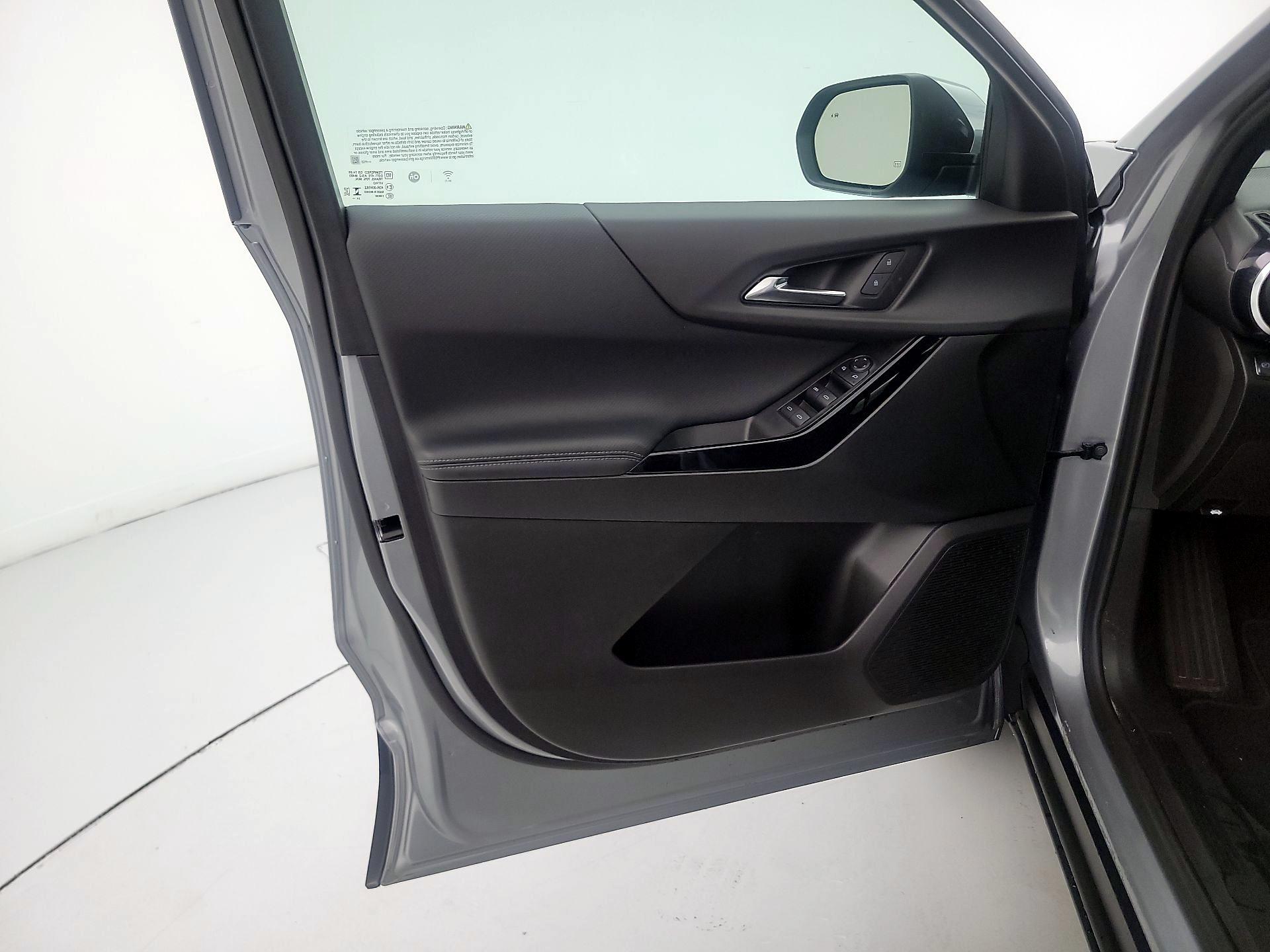 Thumbnail: 2025 Chevrolet Equinox - 12