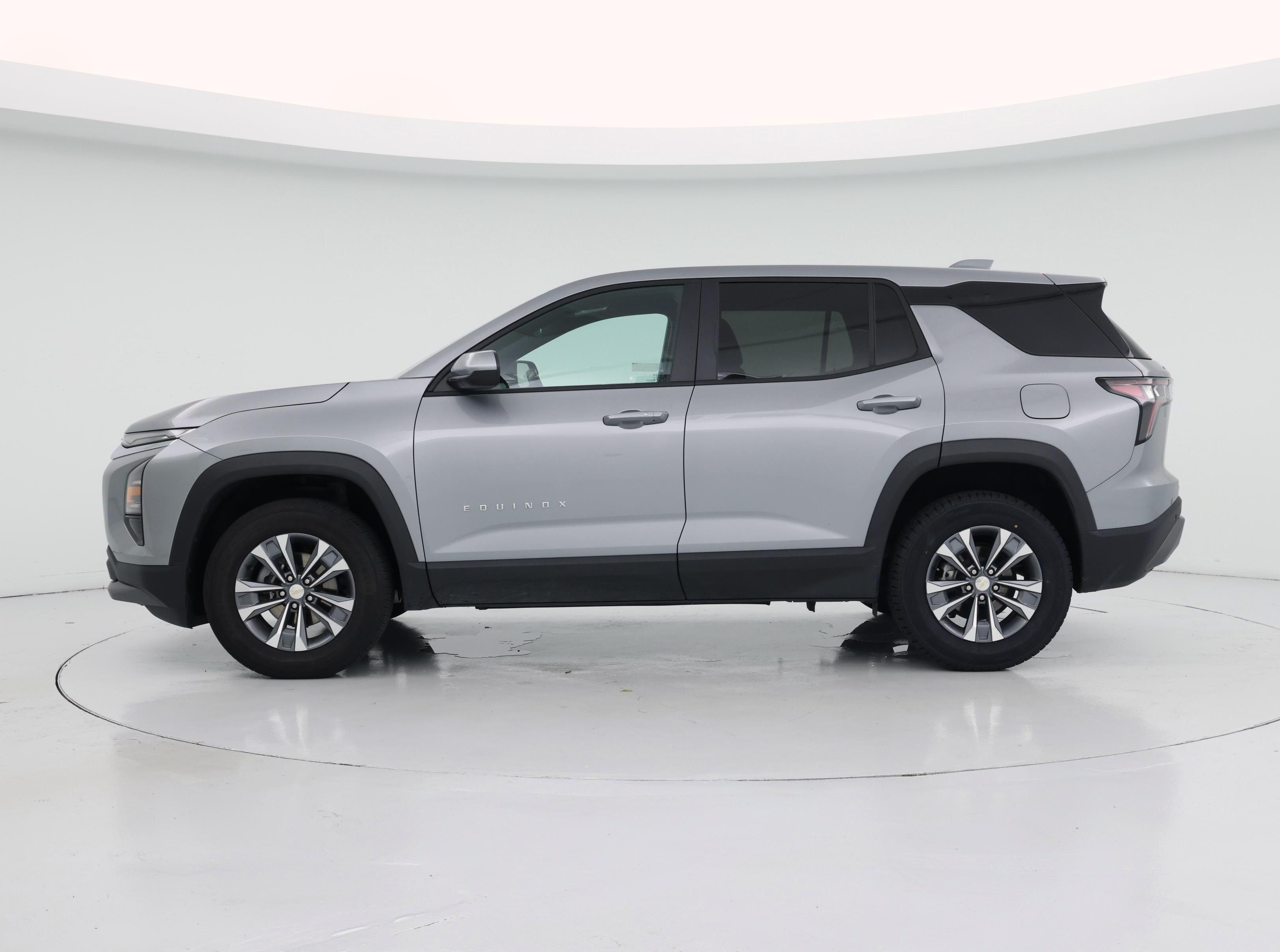 Thumbnail: 2025 Chevrolet Equinox - 3