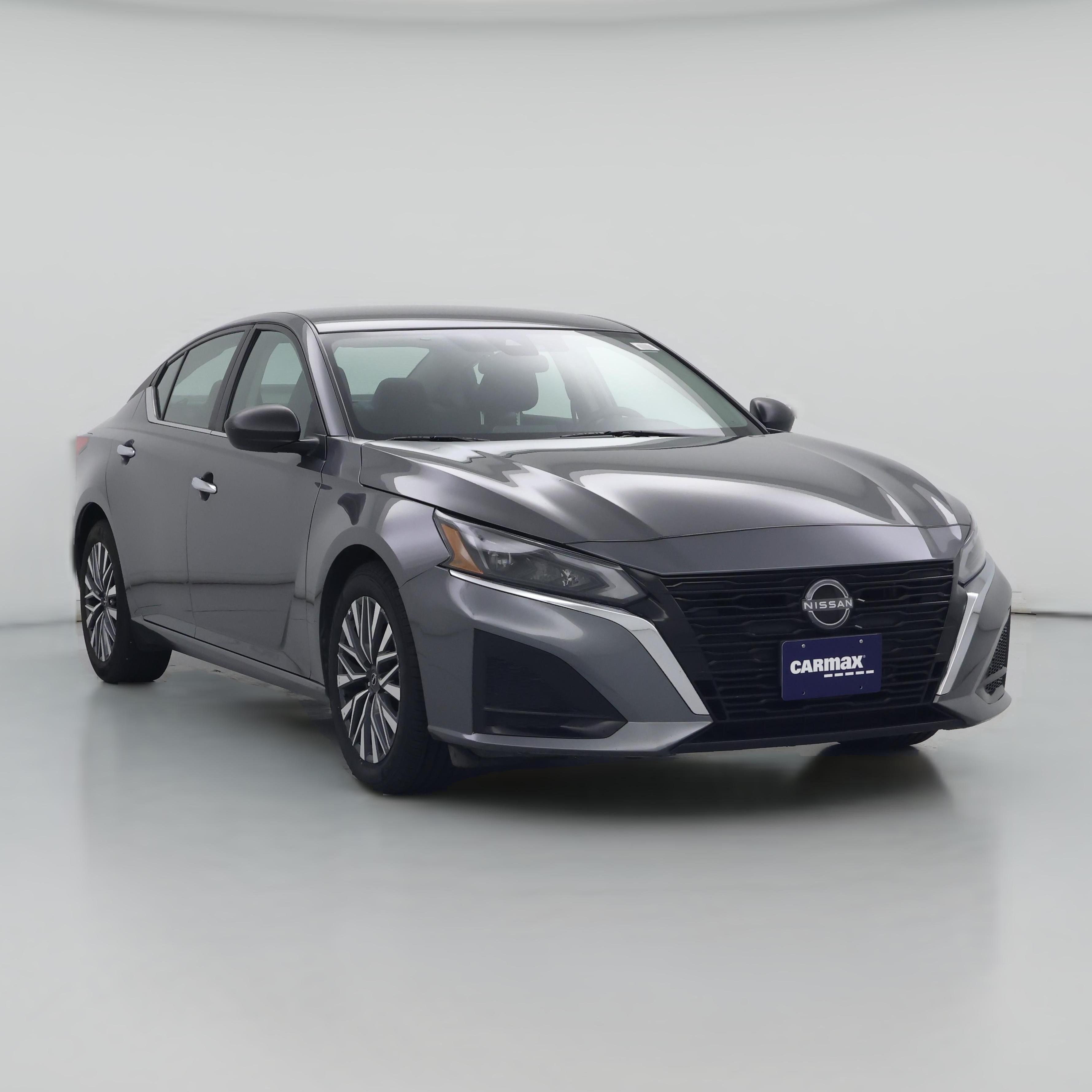 Thumbnail: 2025 Nissan Altima - 1