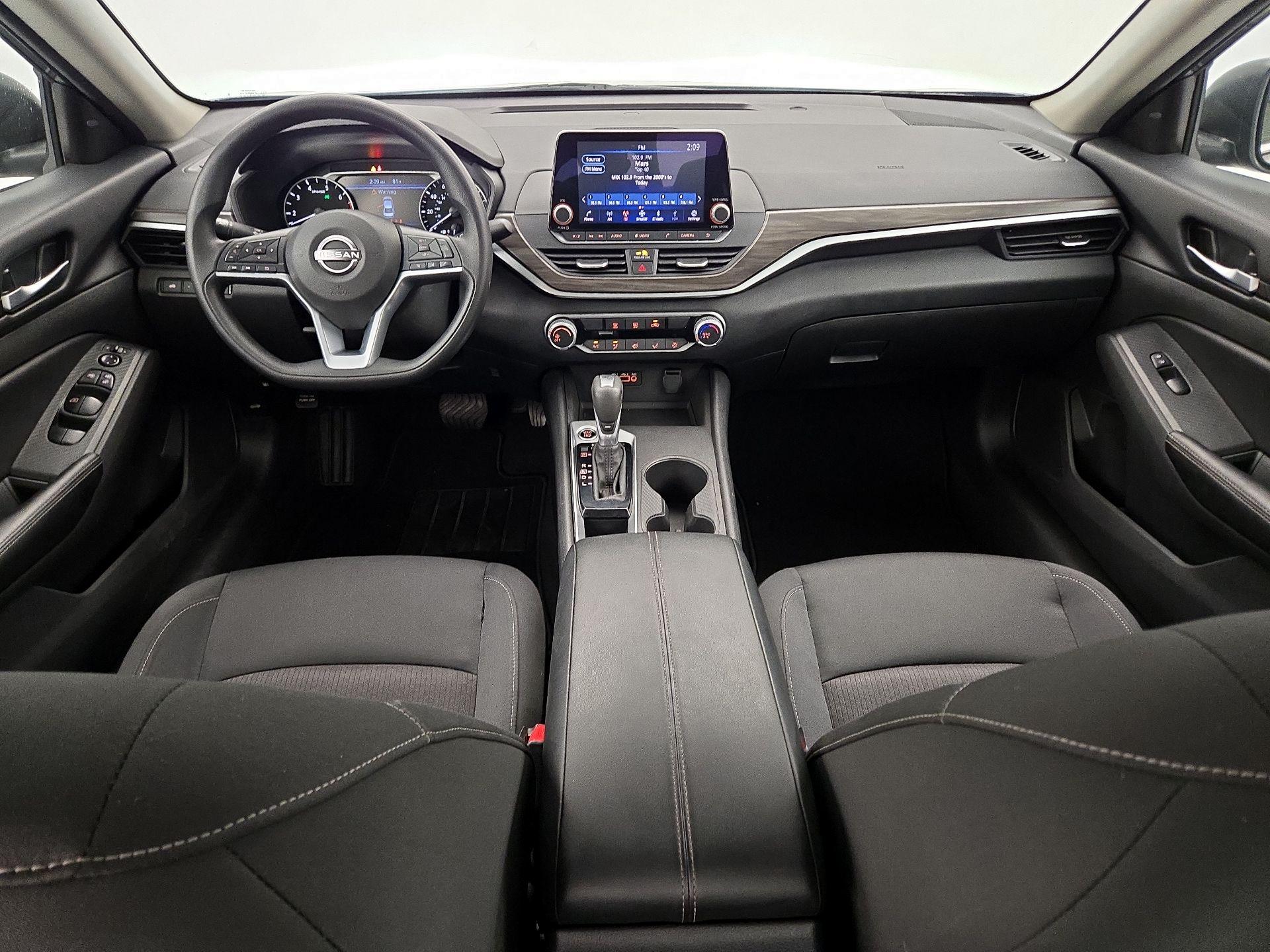Thumbnail: 2025 Nissan Altima - 9