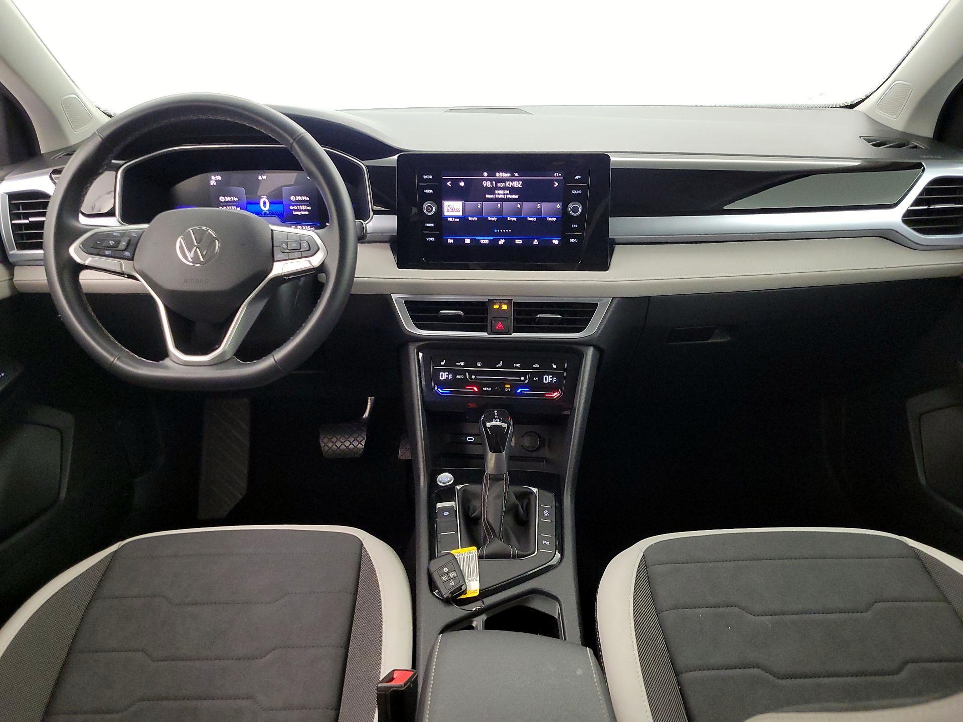Thumbnail: 2025 Volkswagen Taos - 9