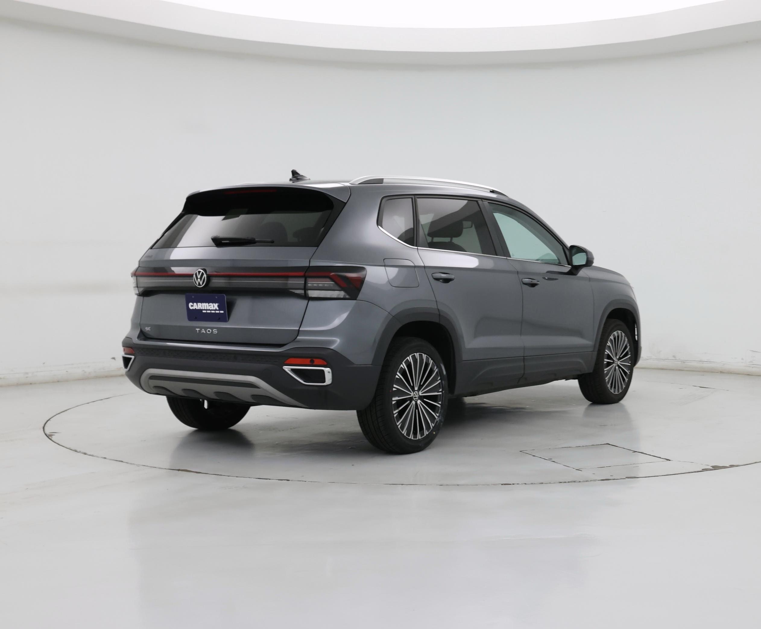 Thumbnail: 2025 Volkswagen Taos - 8