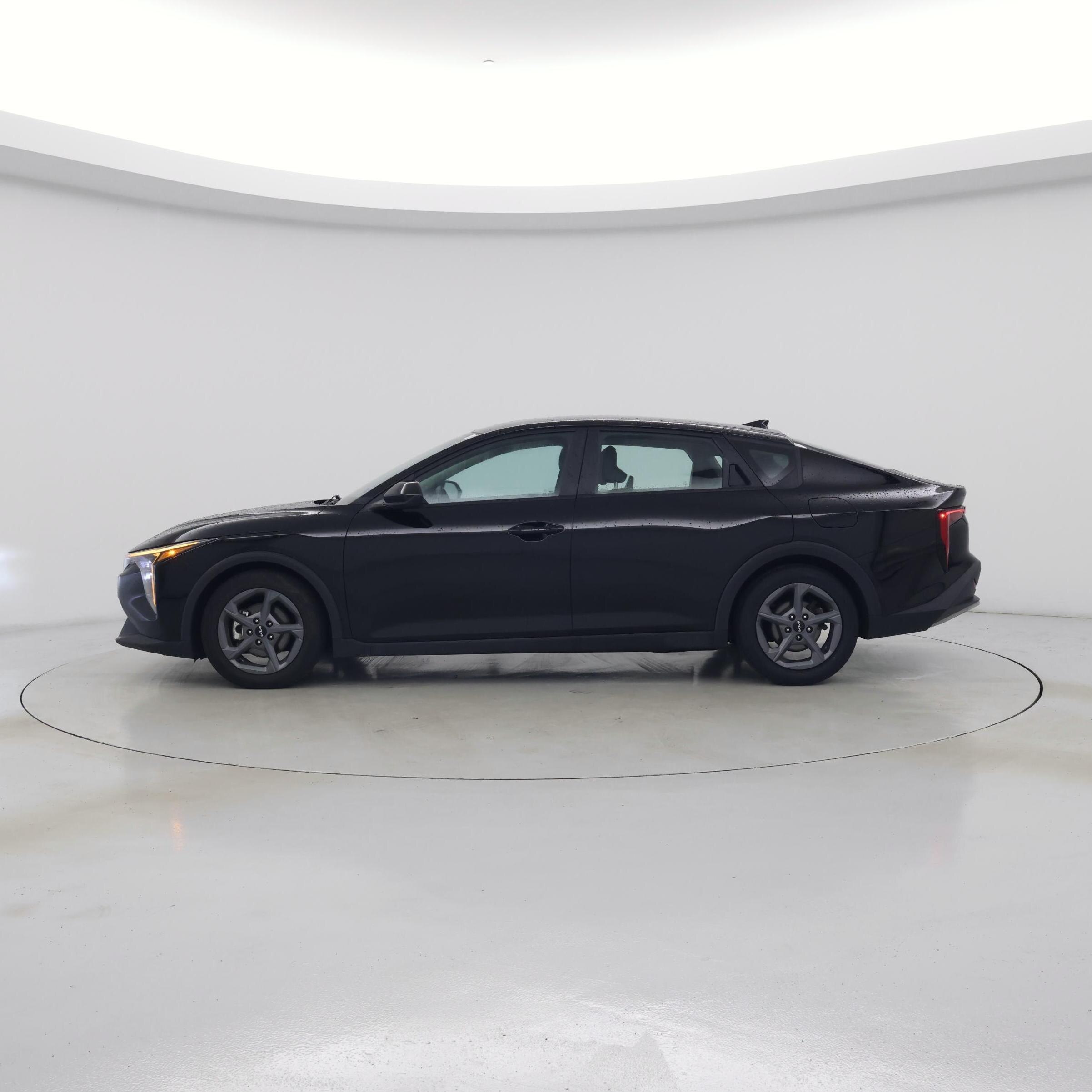 Thumbnail: 2025 Kia K4 - 3