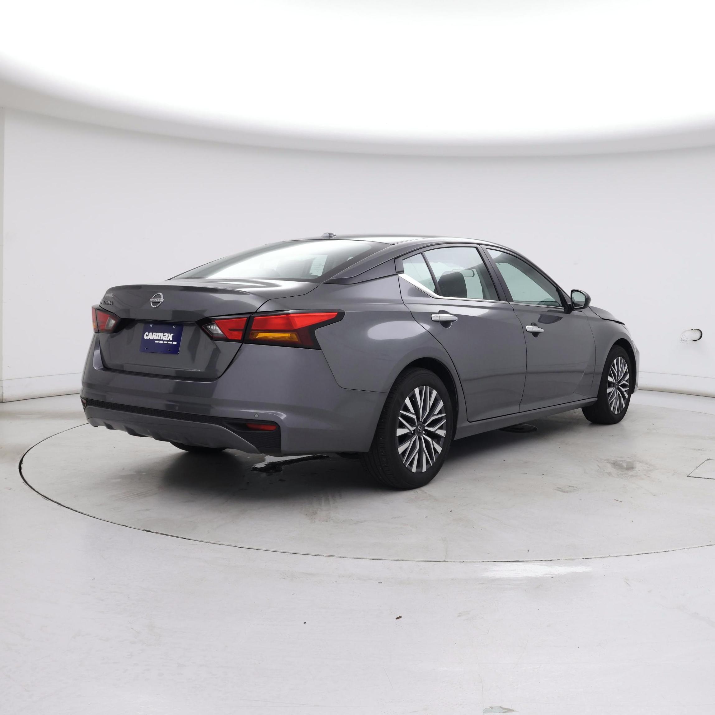 Thumbnail: 2025 Nissan Altima - 8