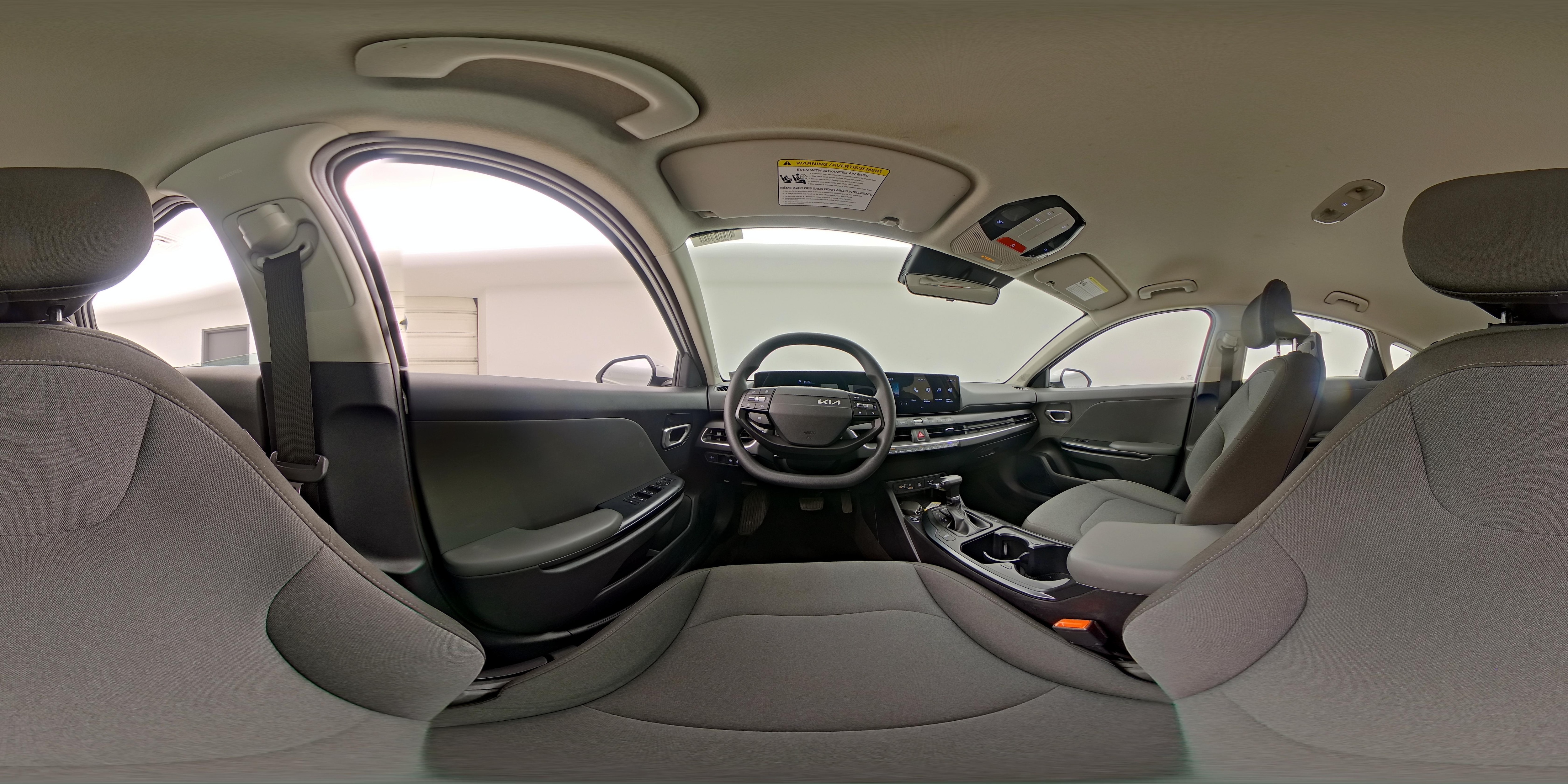 2025 Kia K4 LXS - Photo 26