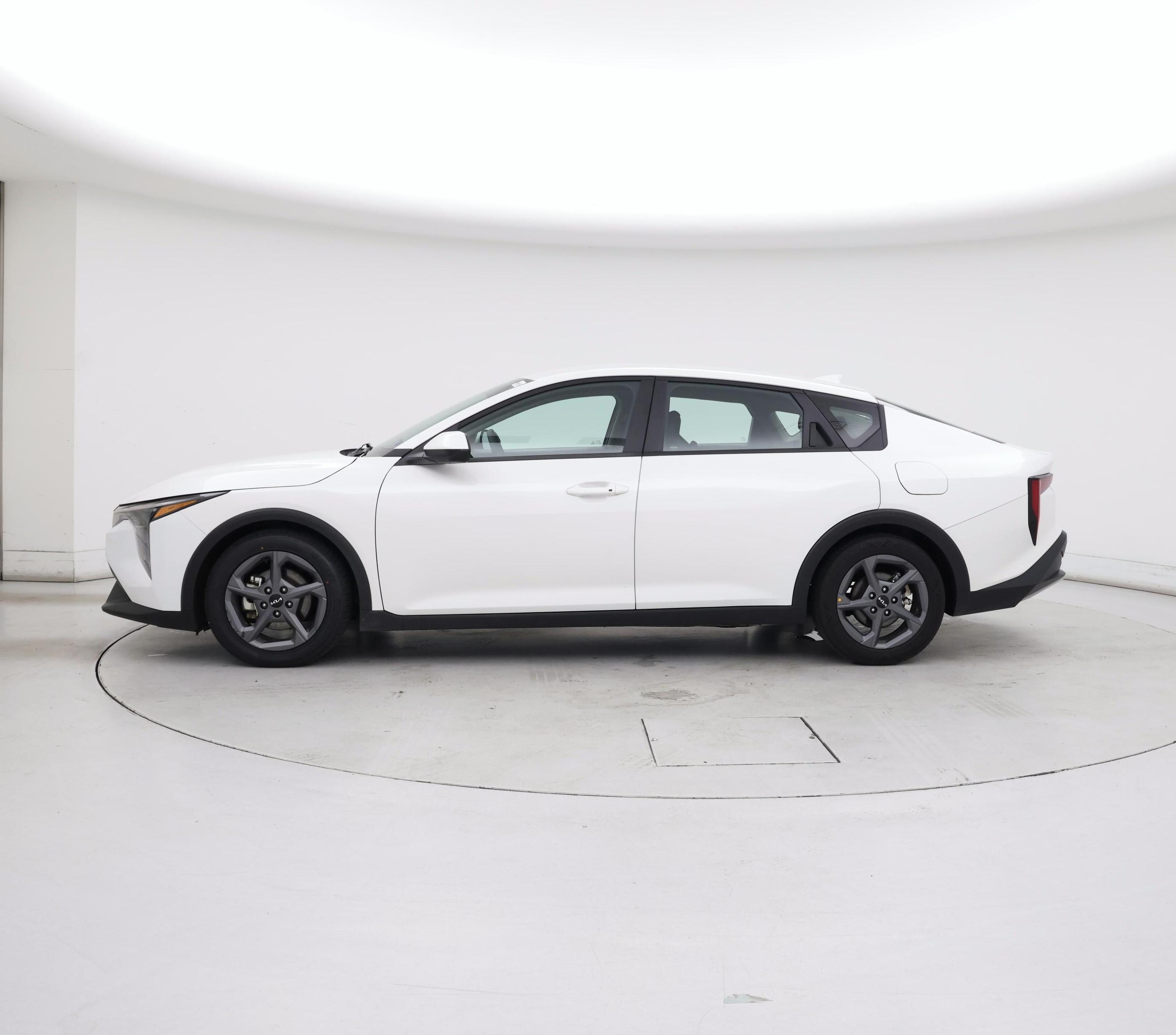 Thumbnail: 2025 Kia K4 - 3