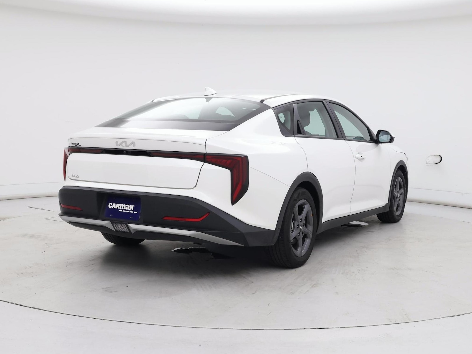 2025 Kia K4 LXS - Photo 9