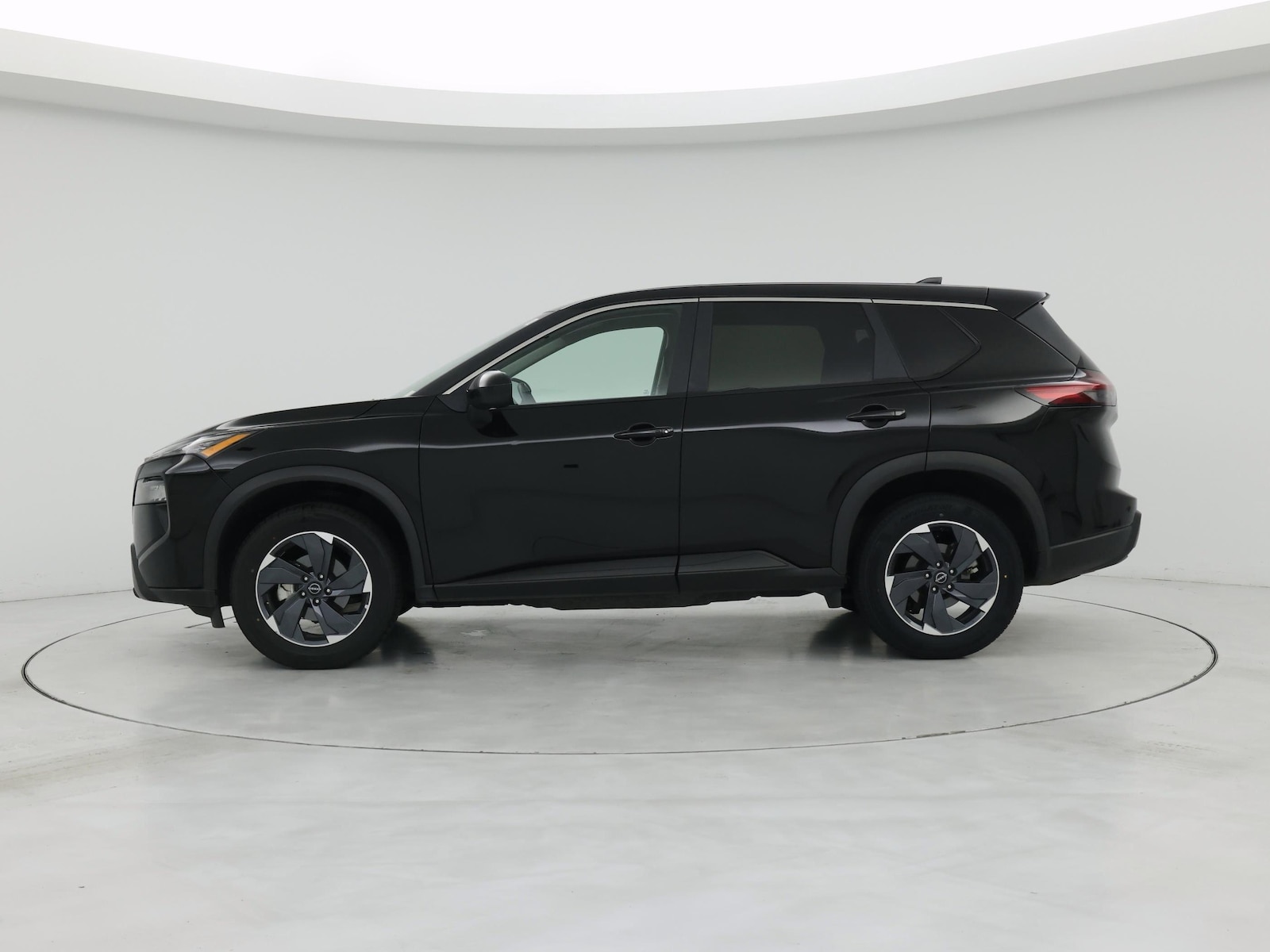 2025 Nissan Rogue SV - Photo 4