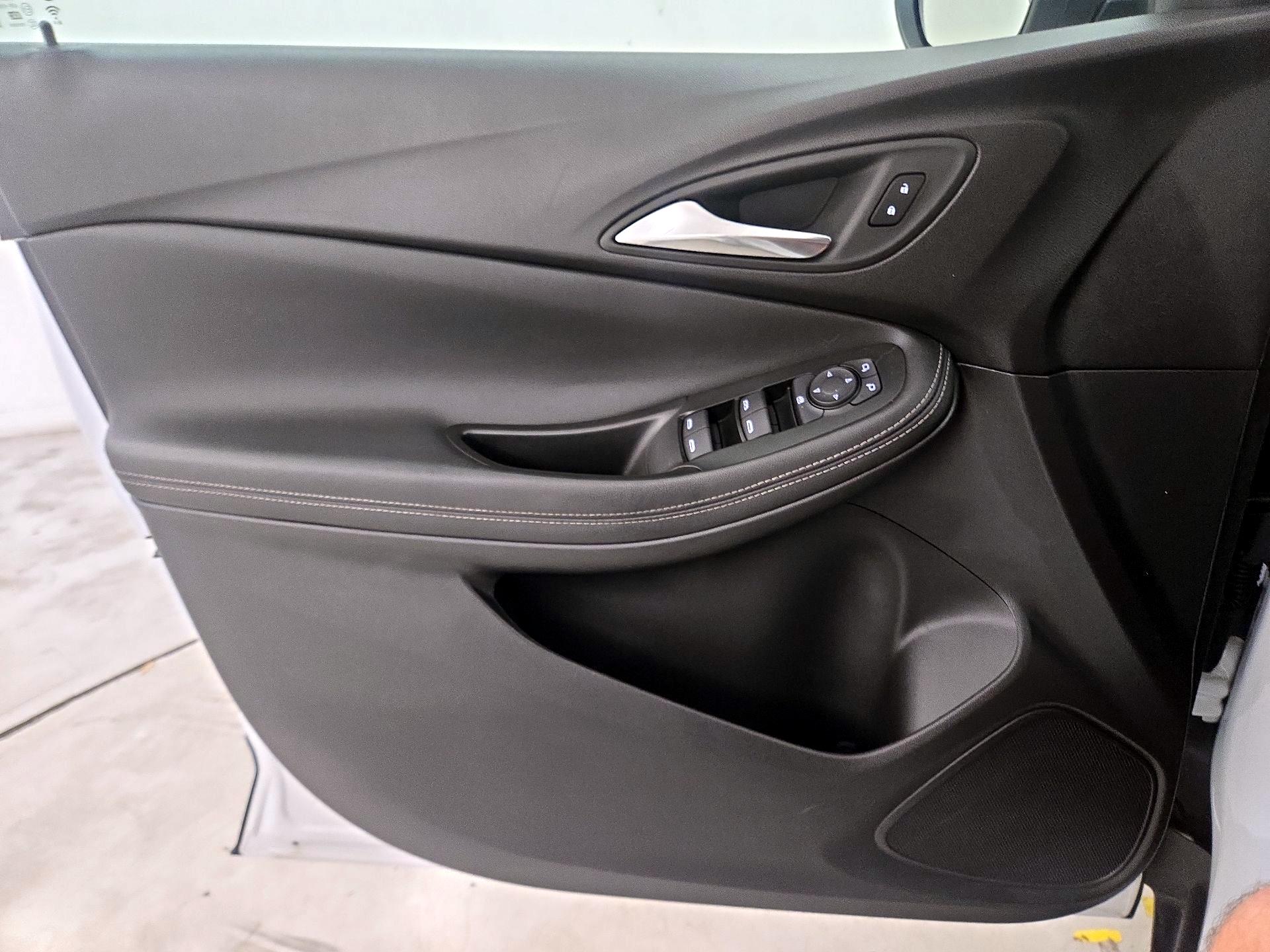 Thumbnail: 2025 Buick Encore GX - 12